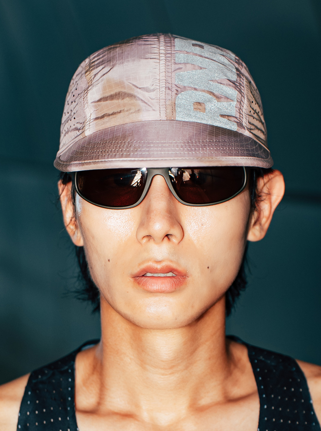 VERTICAL LIPSTOP CAP