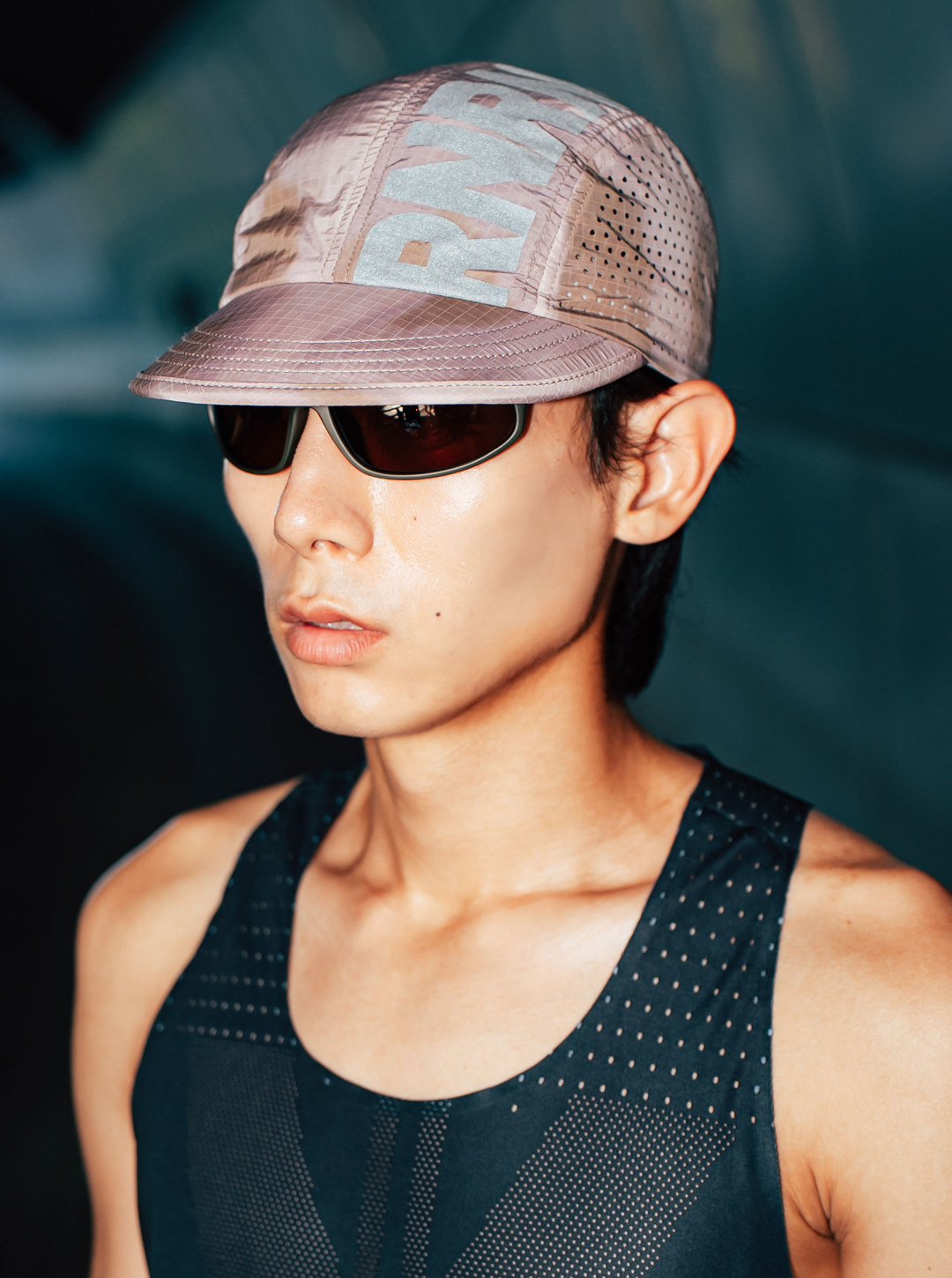 VERTICAL LIPSTOP CAP