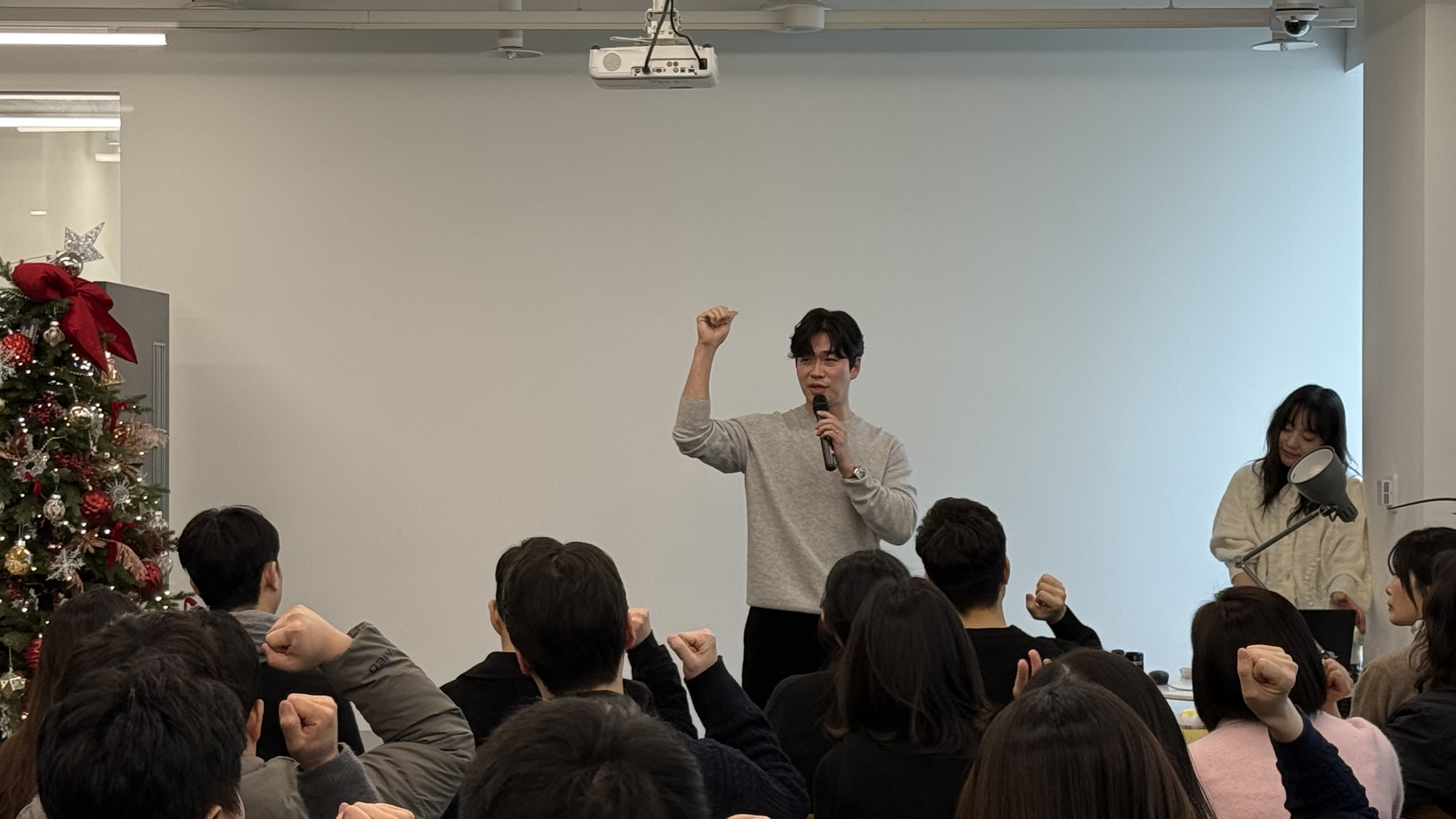 2ab462897f140.jpg