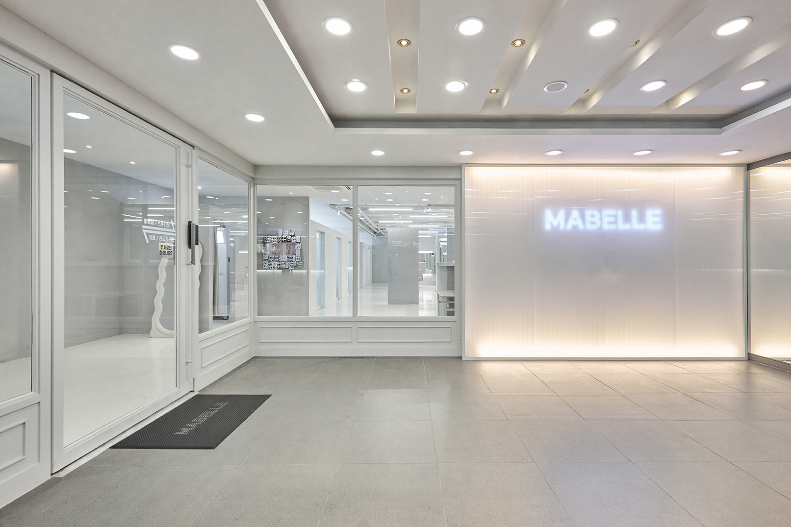 mabelle_interior_1421.jpg