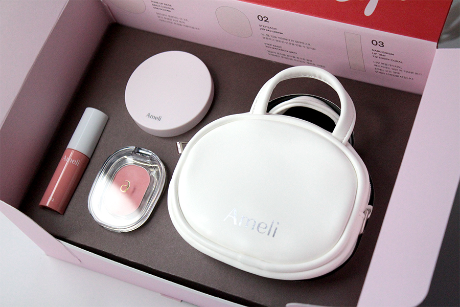 Ameli Mini Keyring Bag
