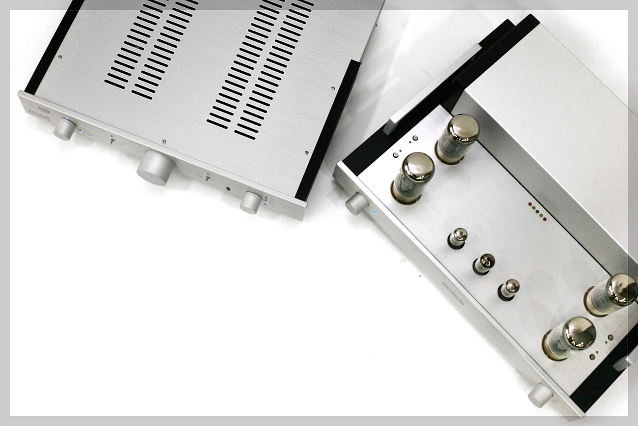 진공관이 달구어내는 하이브리드 방식의 현대성 OCTAVE HP300 mk2 Pre Amplifier, RE280 mk2 ...