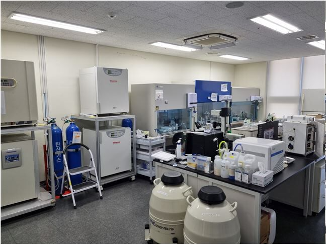 이미지 설명이 없습니다.