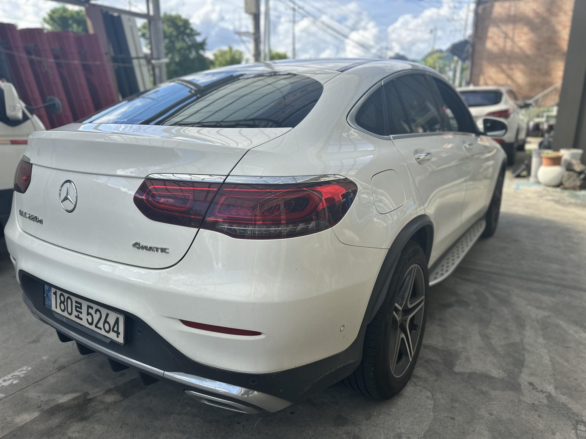 93b213fa9767d.jpg