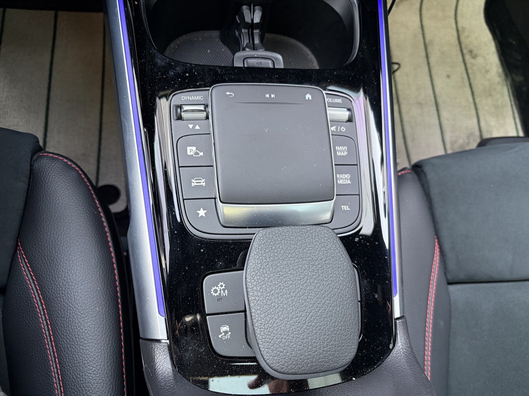 f58a6e2c70970.jpg