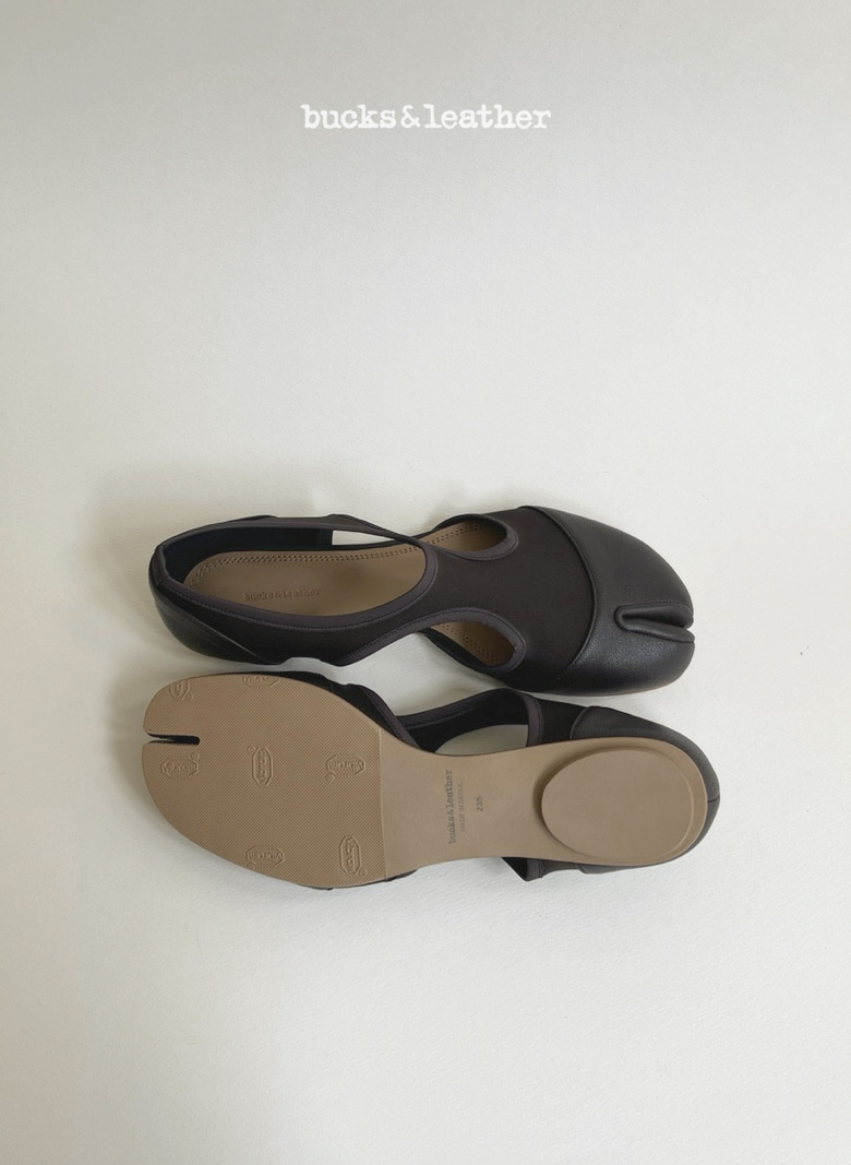6207 SHOES
