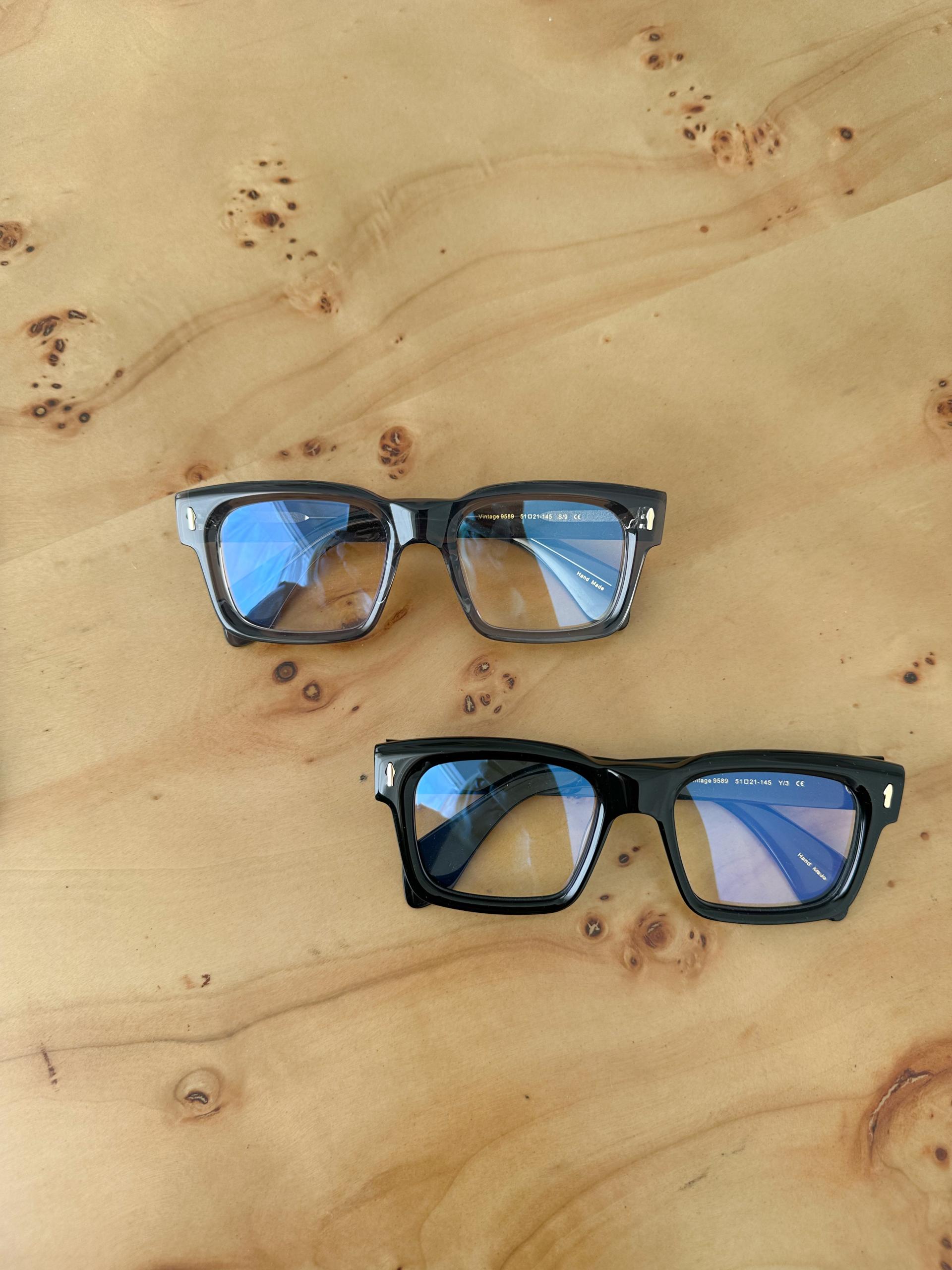 9589 Glasses