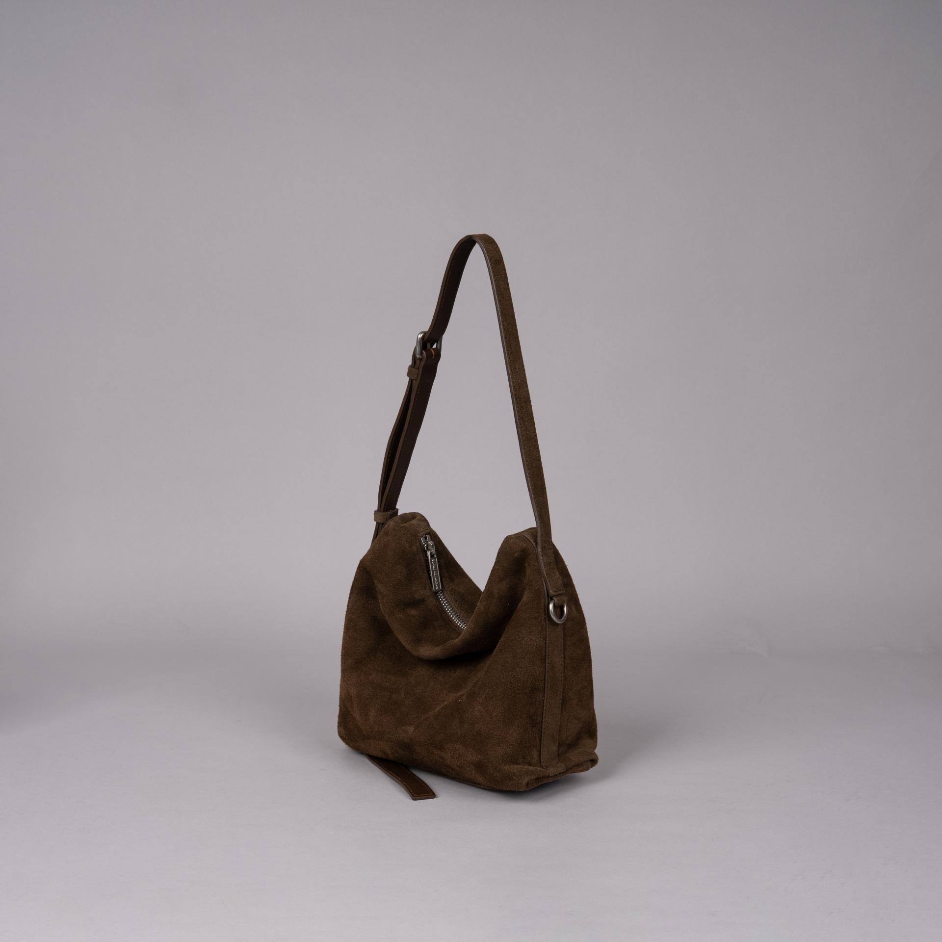 low包 (翻毛牛皮) / Low Bag S (Suede)