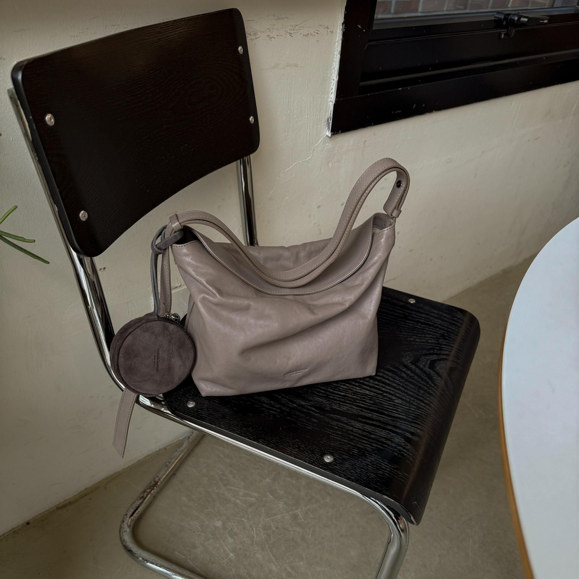 折叠磁吸包/大号 / Folding Shoulder