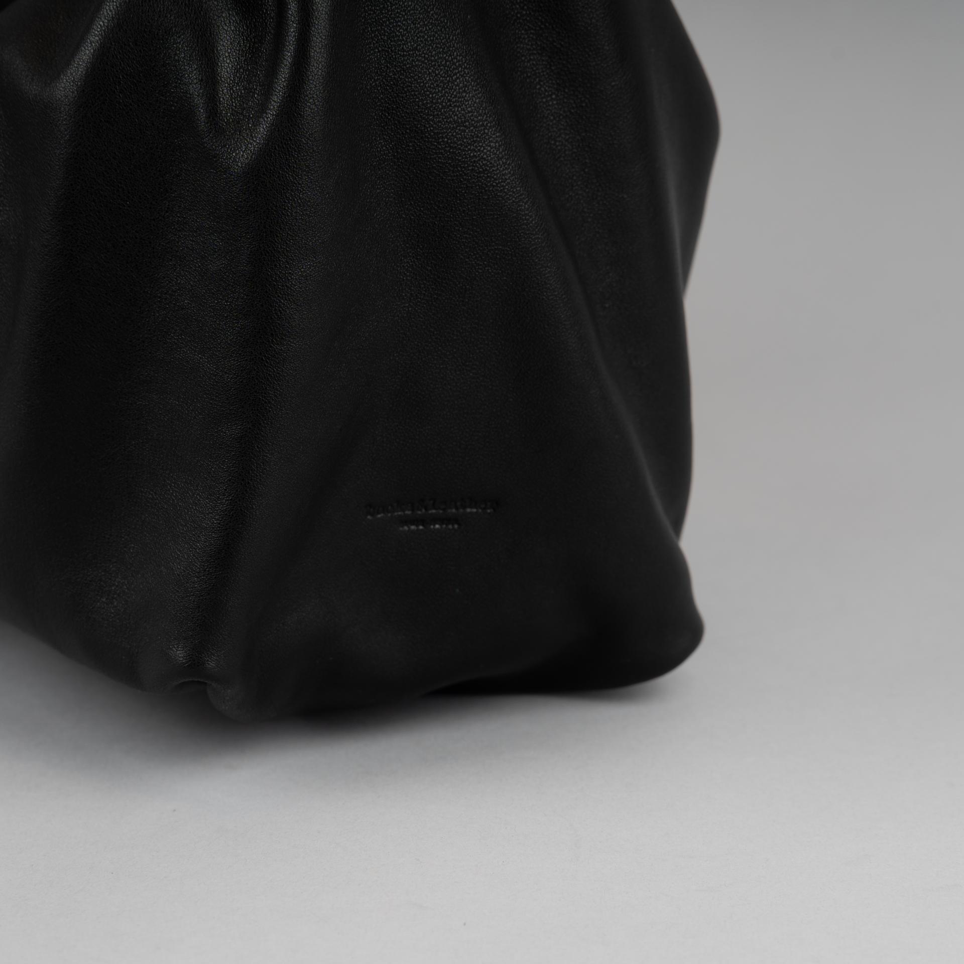 페리 L