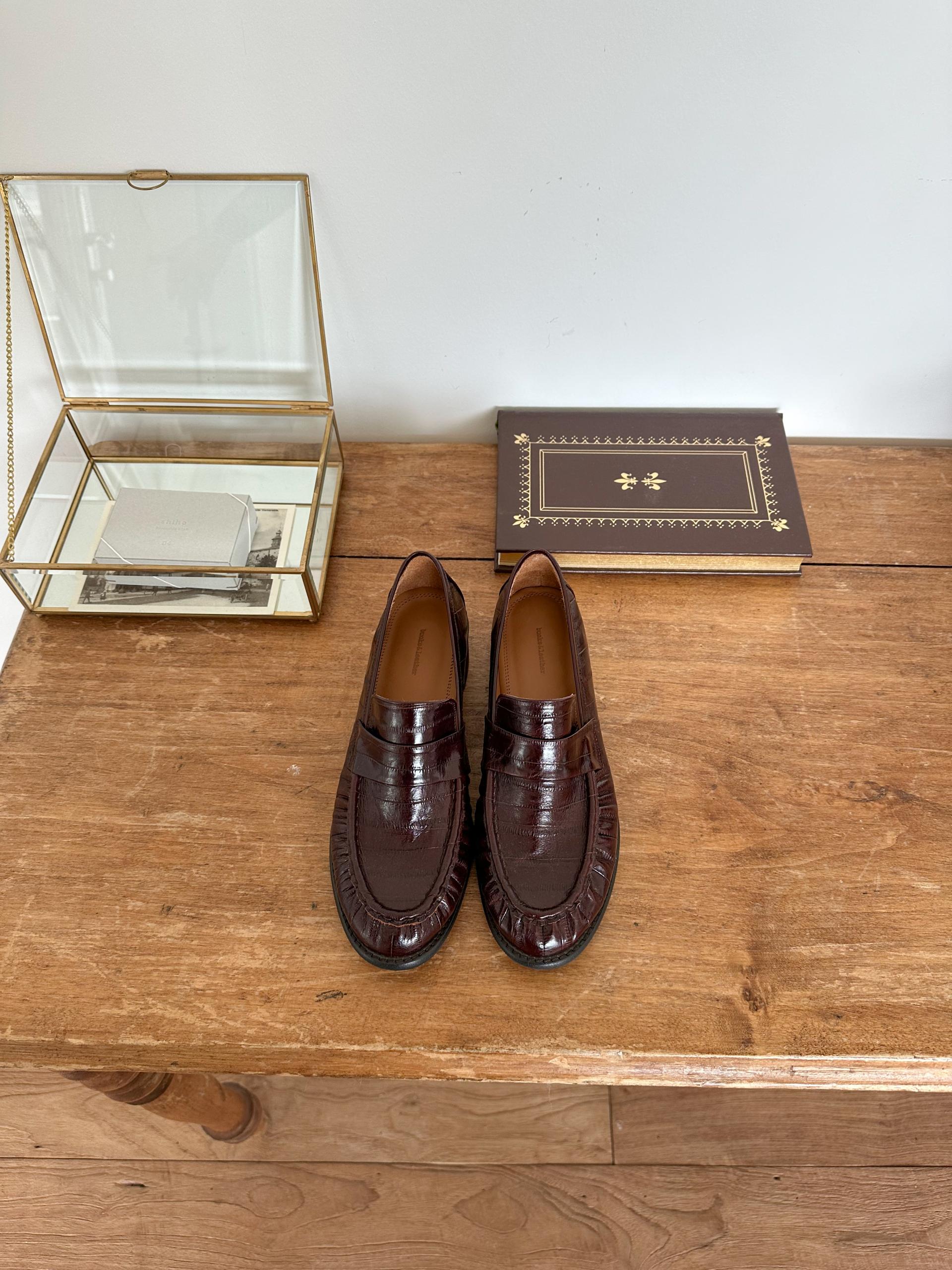 6212 SHOES