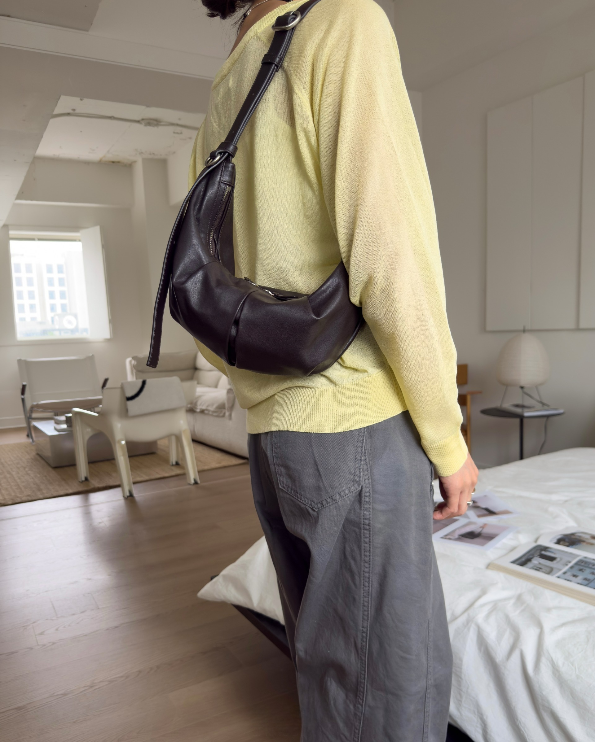 分身斜挎饺子包 / Cent Crossbody Bag