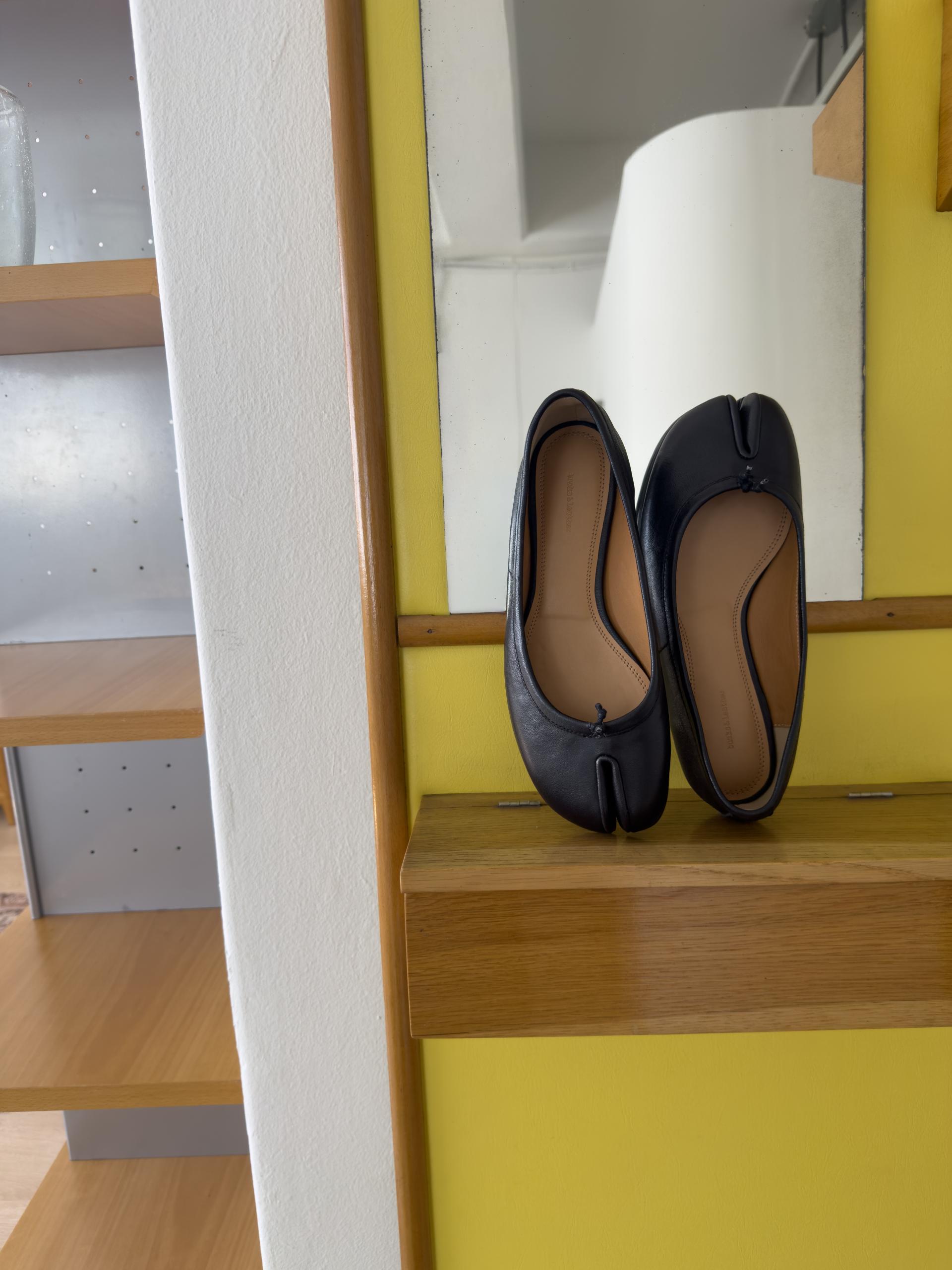 6201 SHOES