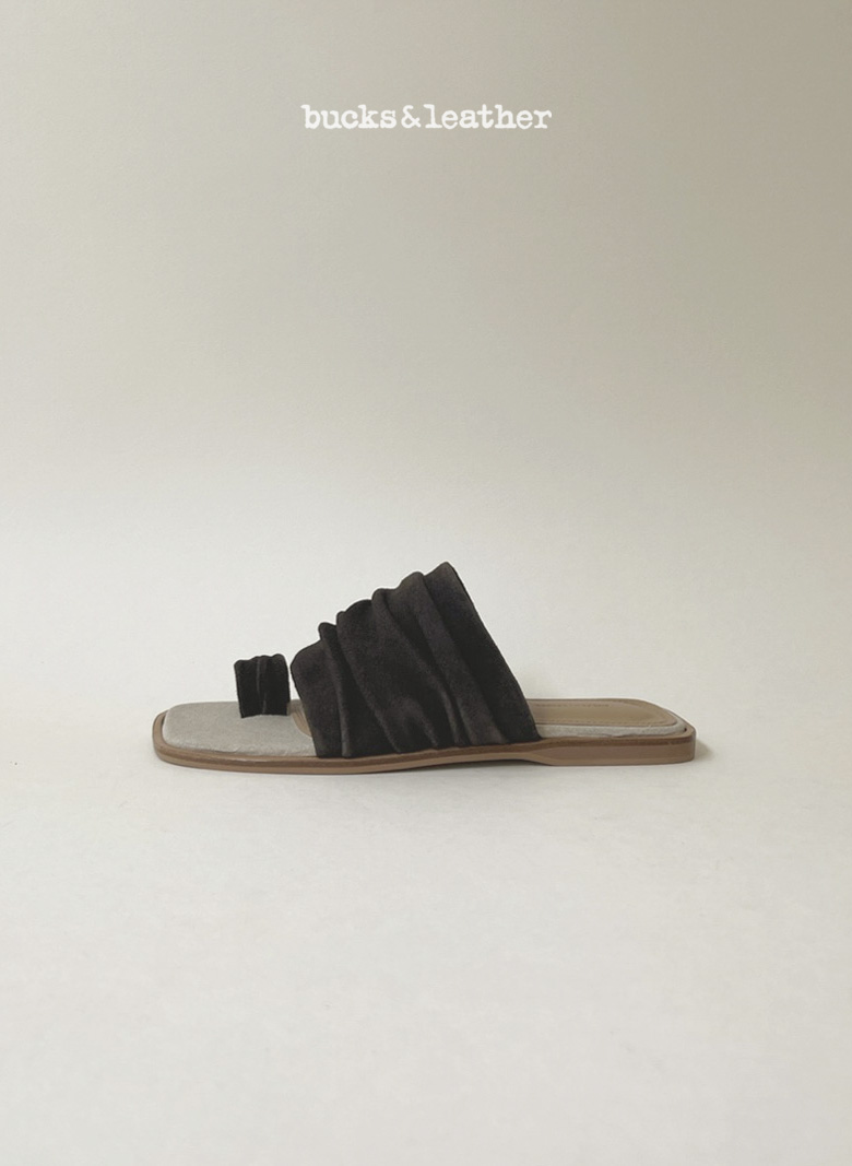 6205 SHOES