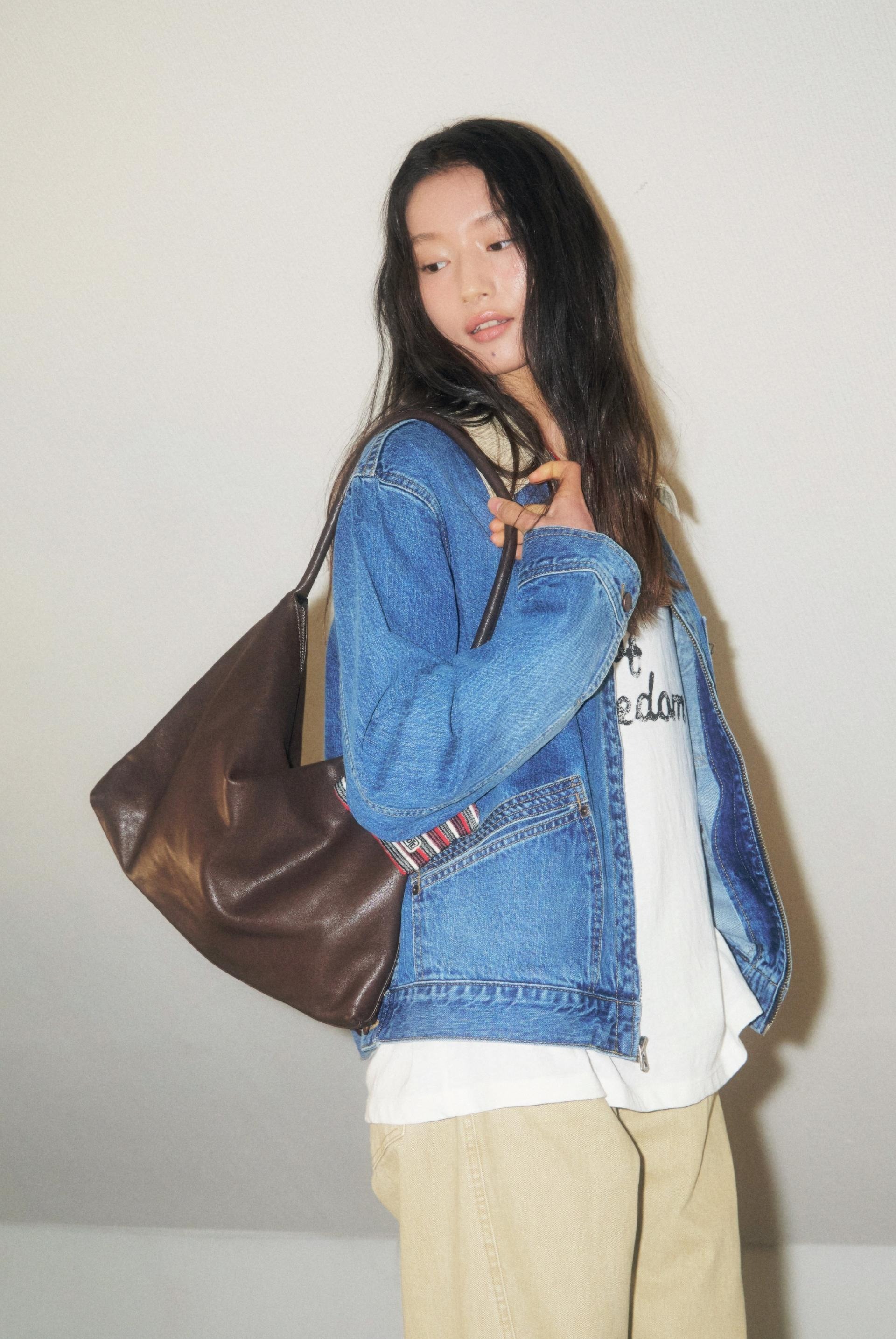 모모 M