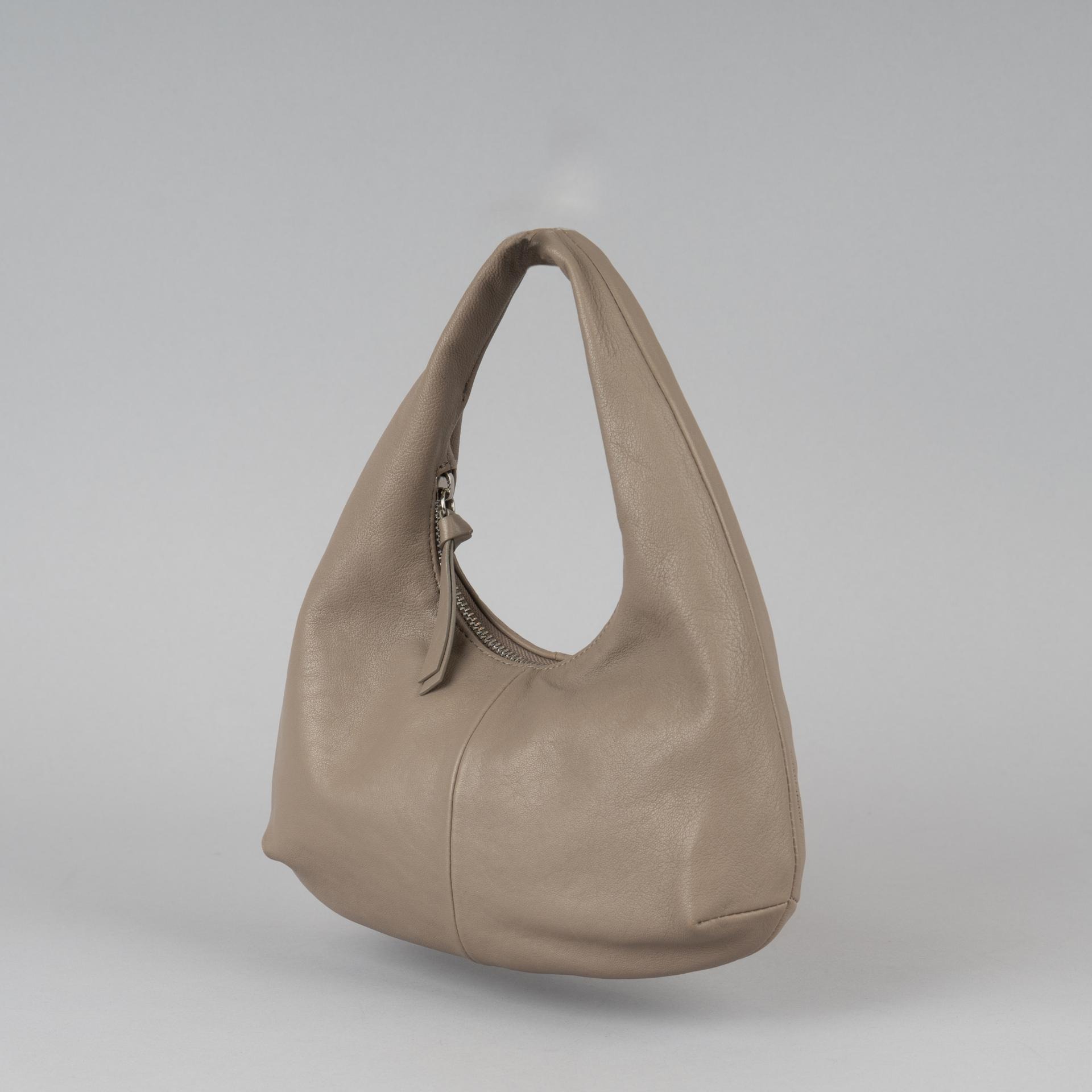 椰子包 / Coconut Bag