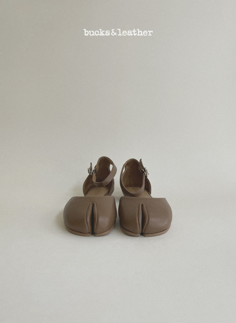 6210 SHOES
