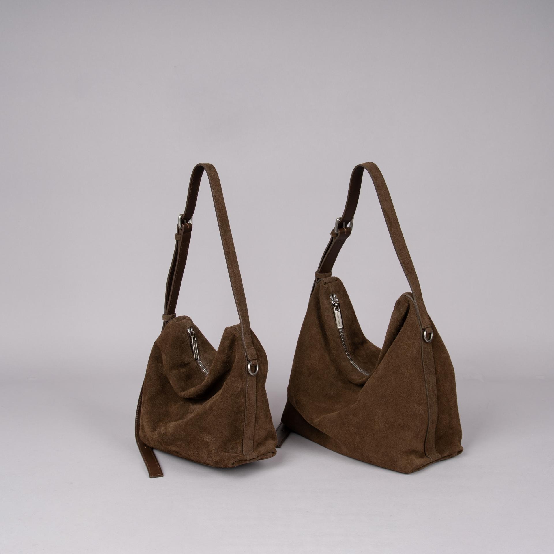 low包 (翻毛牛皮) / Low Bag S (Suede)