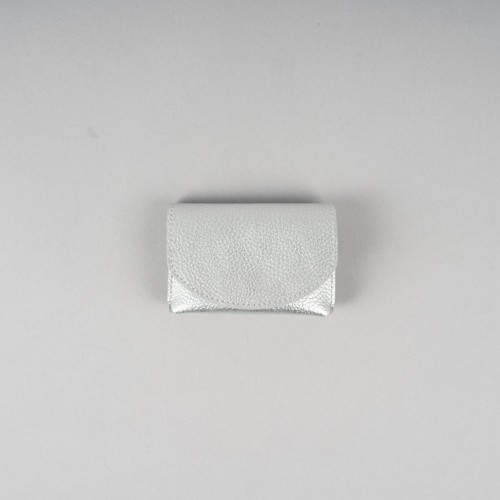 紧凑型钱包 / Compact Wallet