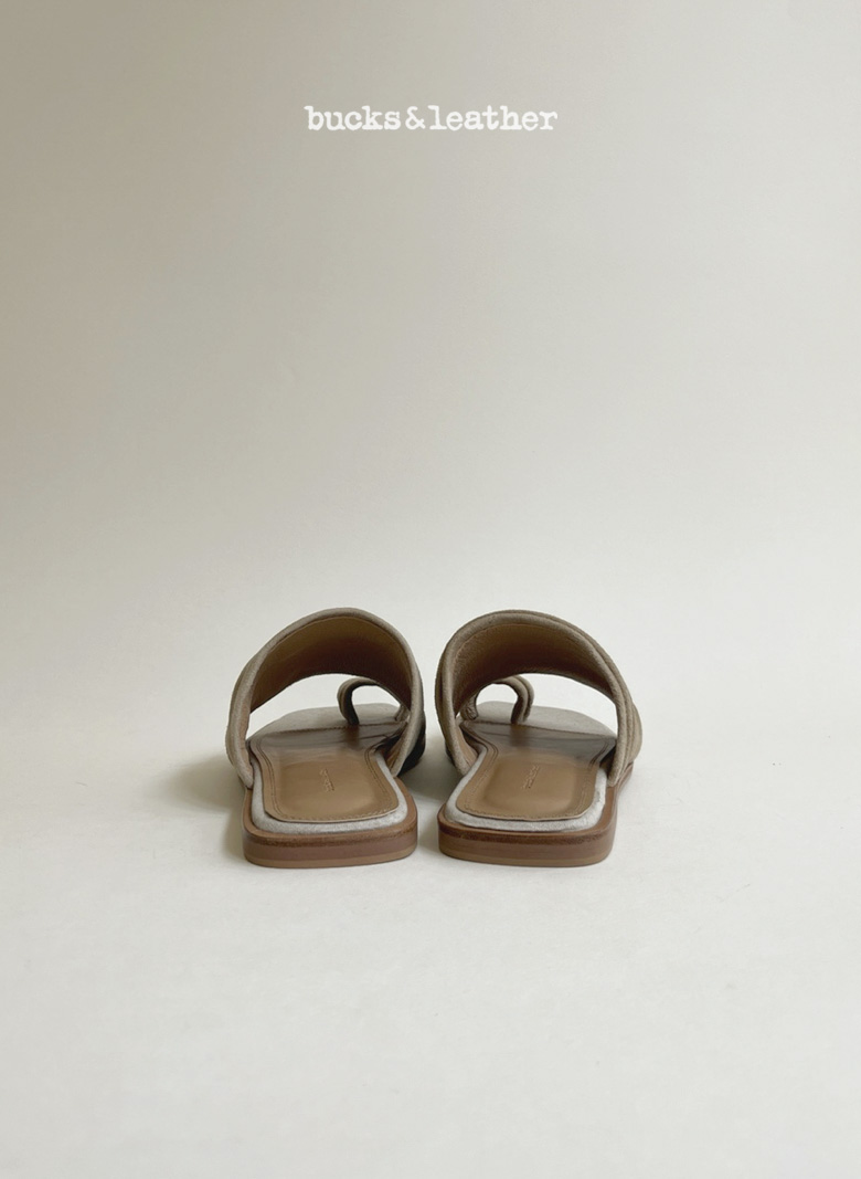 6205 SHOES