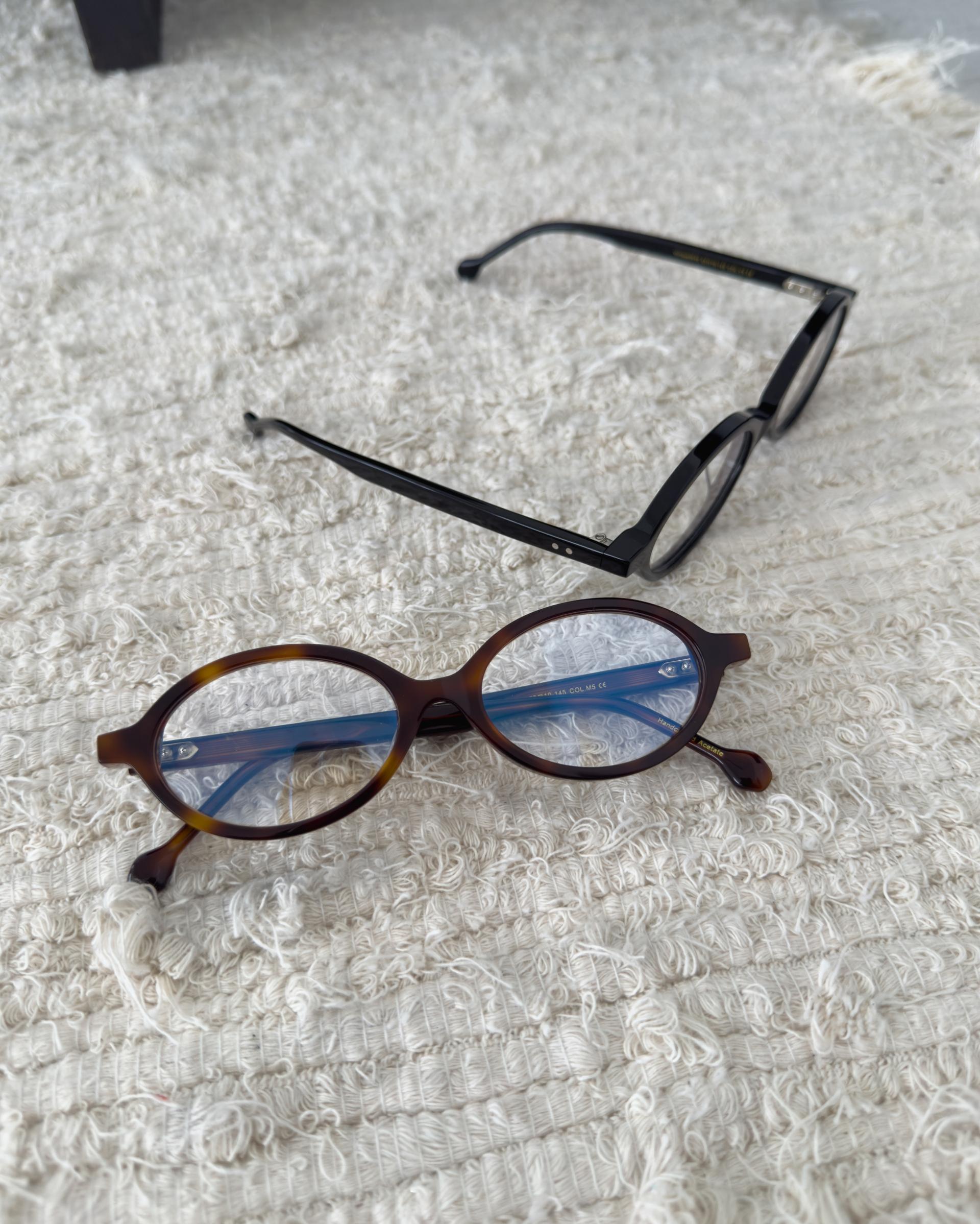 9591 Glasses