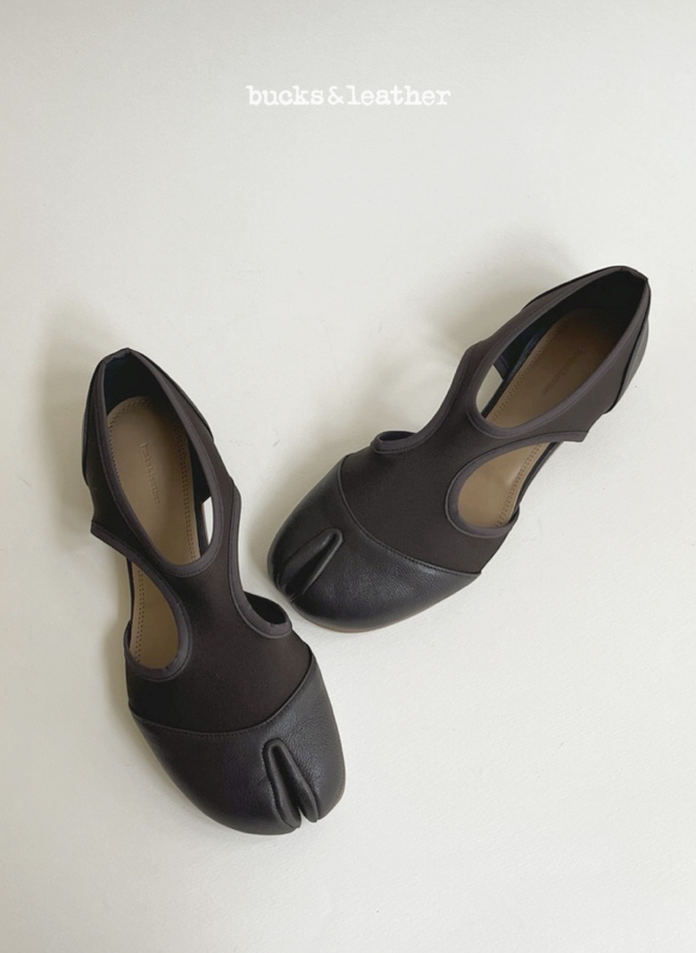 6207 SHOES