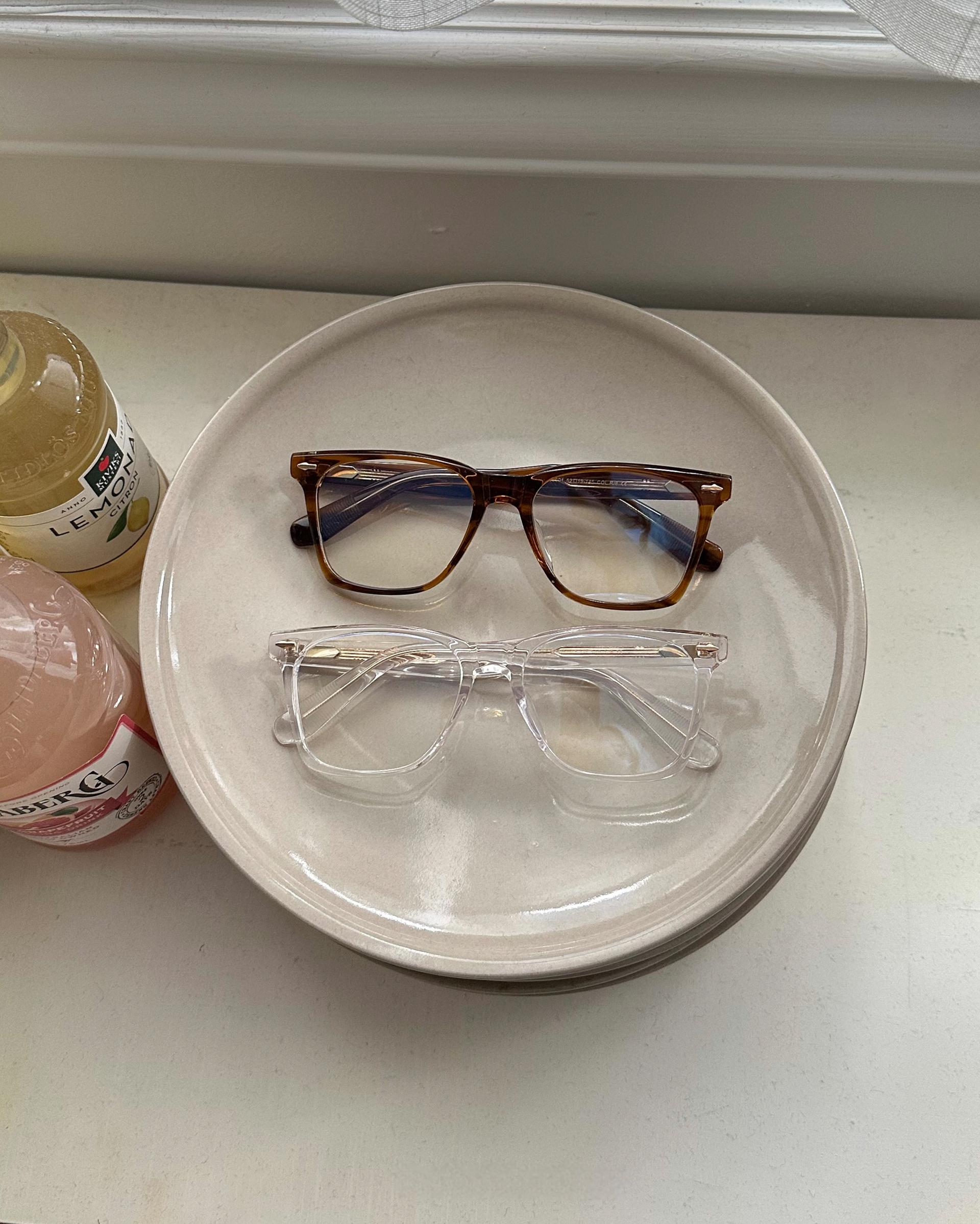 9601 Glasses