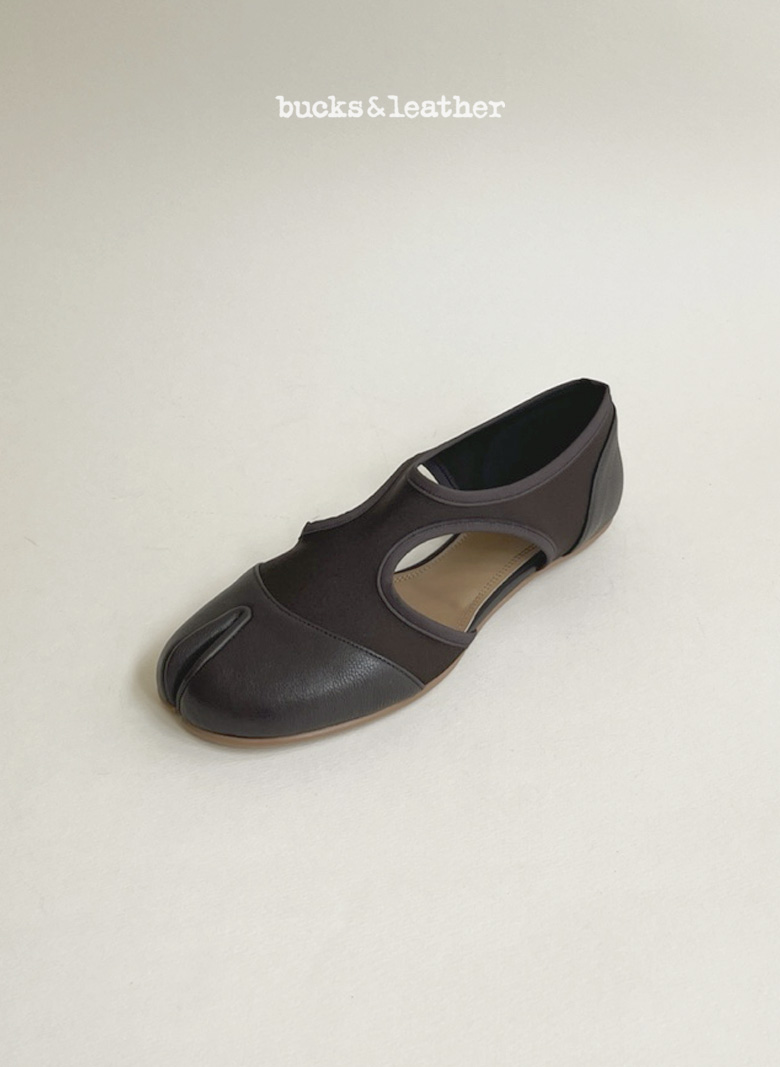 6207 SHOES