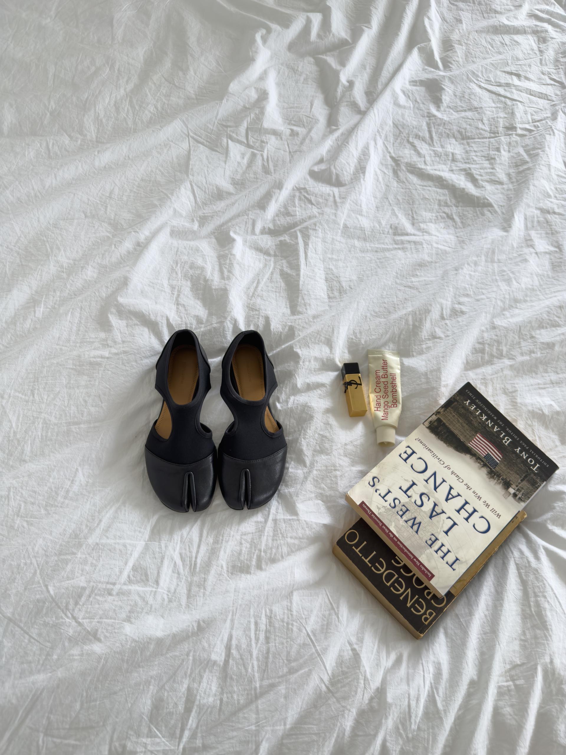 6207 SHOES