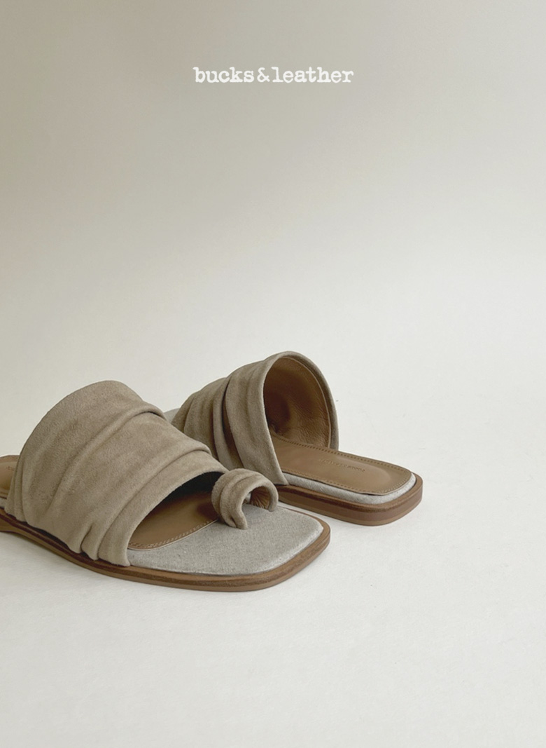 6205 SHOES