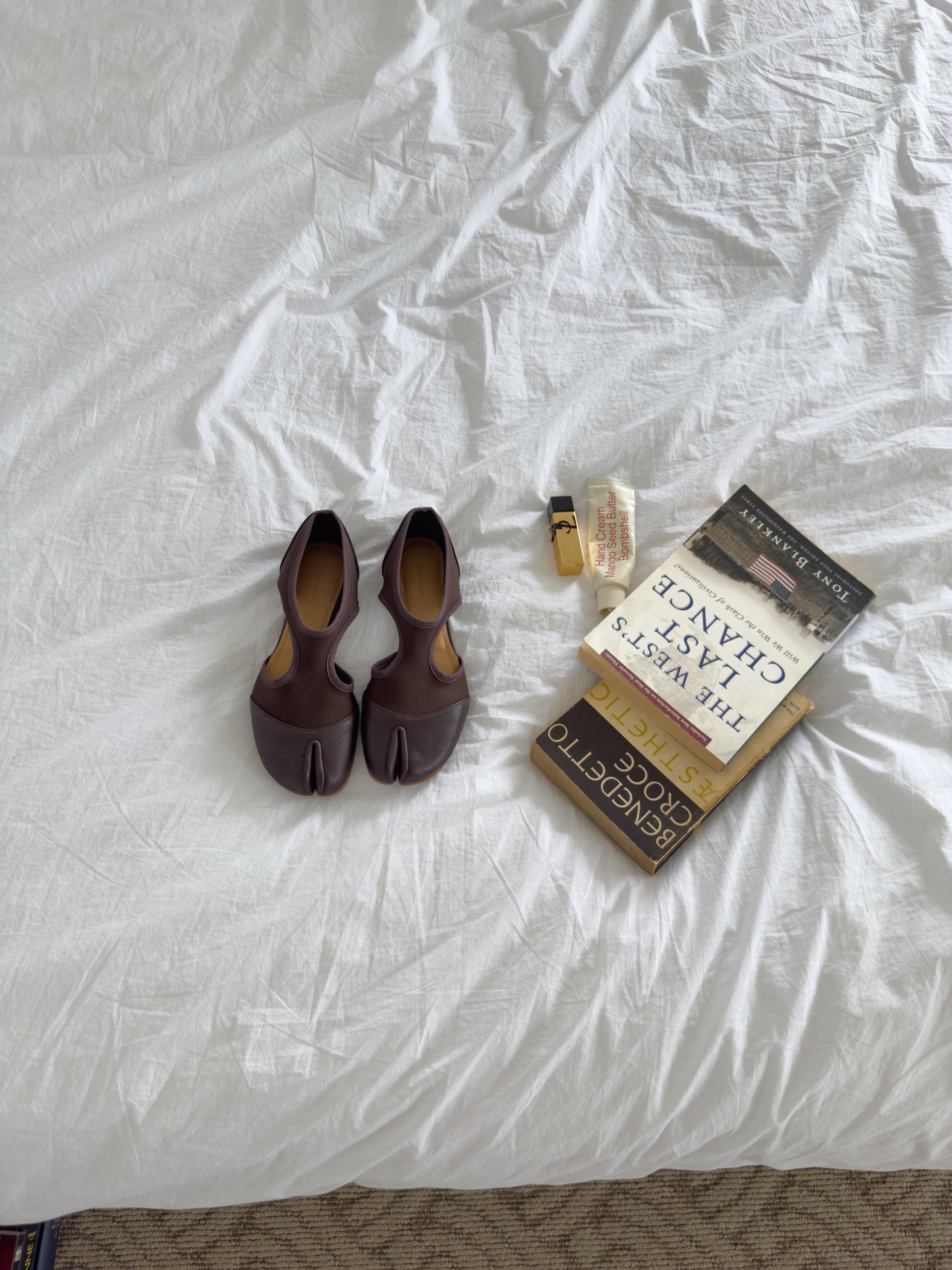 6207 SHOES