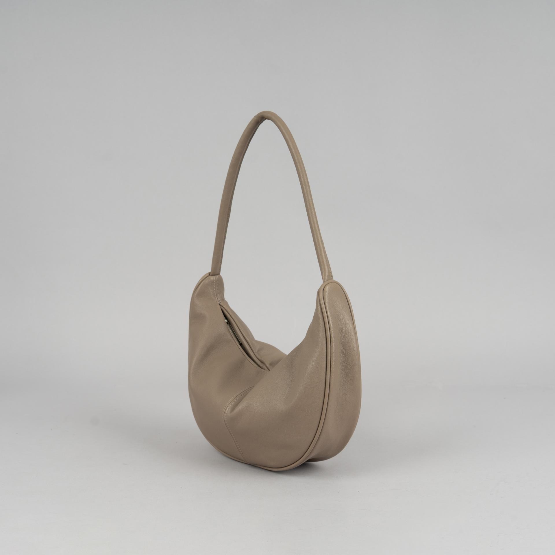 单肩饺子包小号 / Curve Shoulder S
