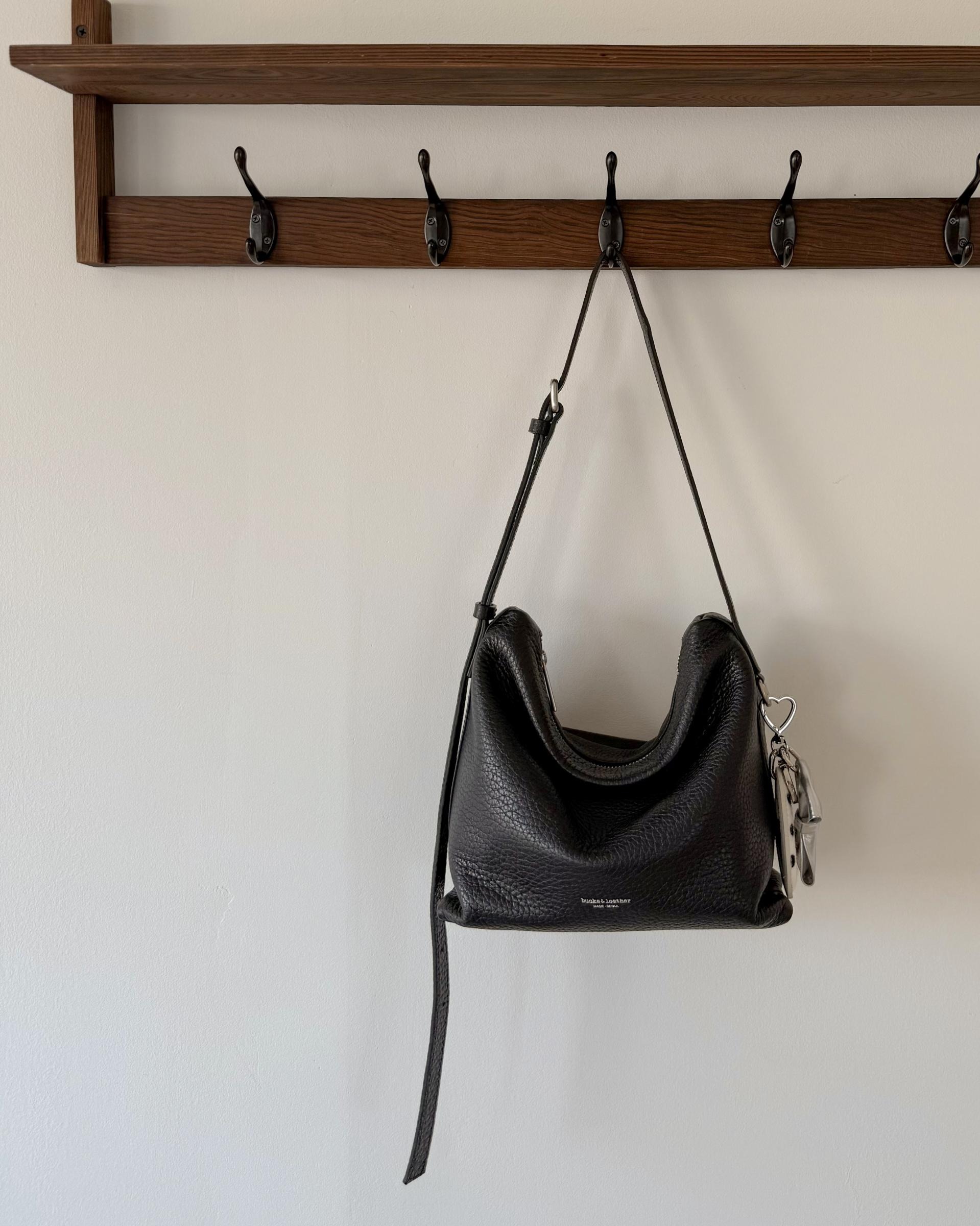 low包 S (亮面牛皮) /Low Bag S (Pull-up)