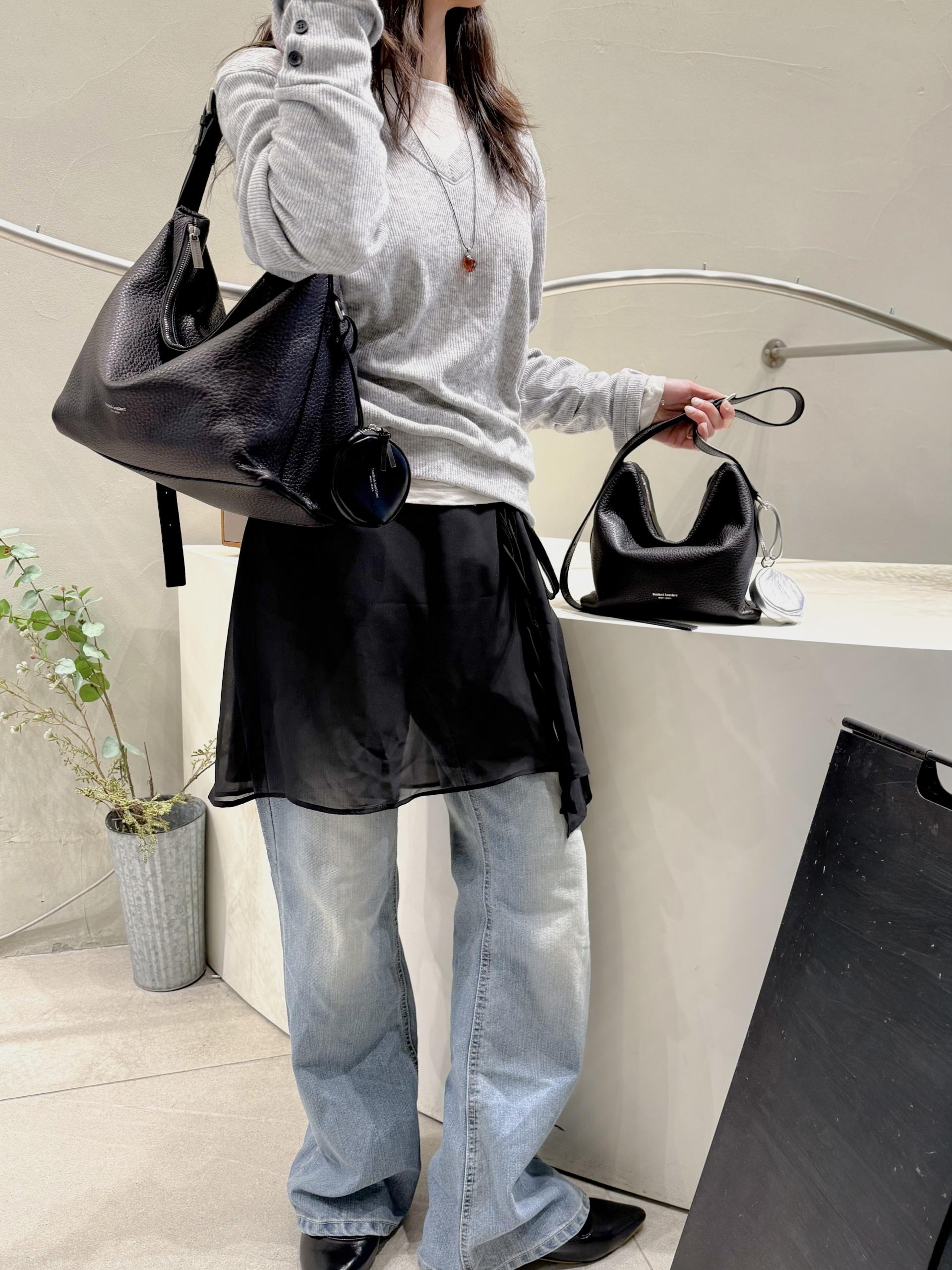 low包 S (亮面牛皮) /Low Bag S (Pull-up)