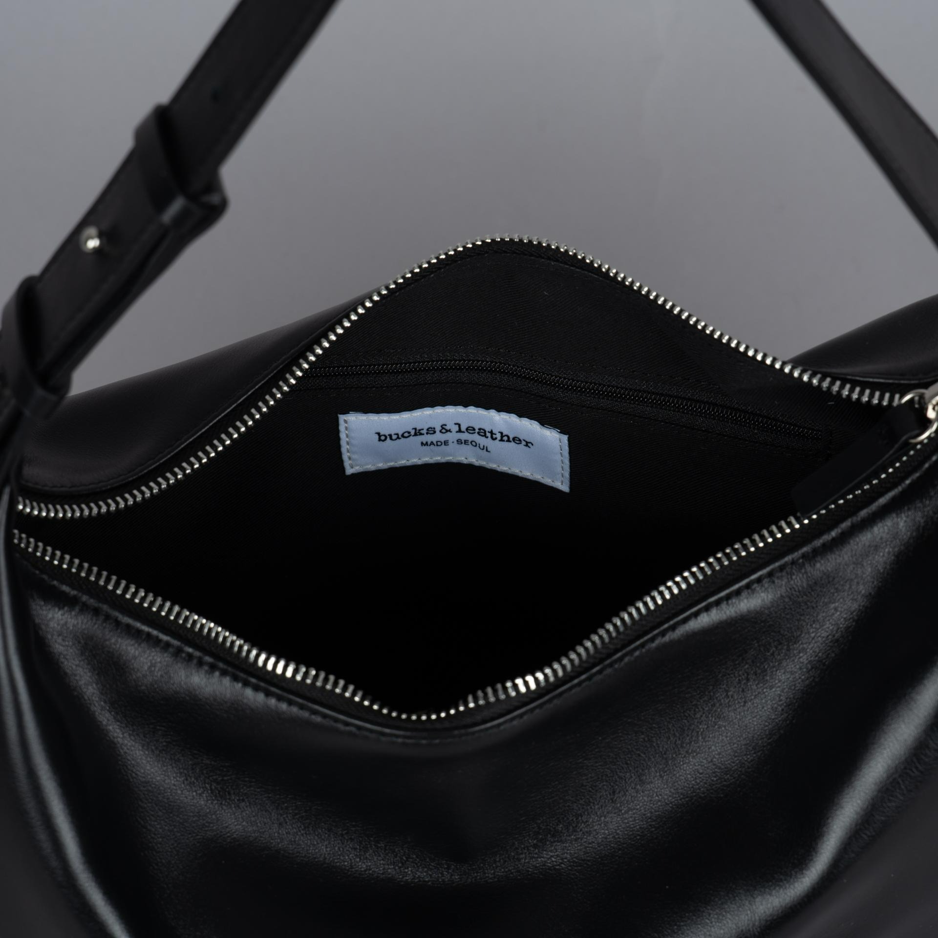 双口袋包 / Double Pocket