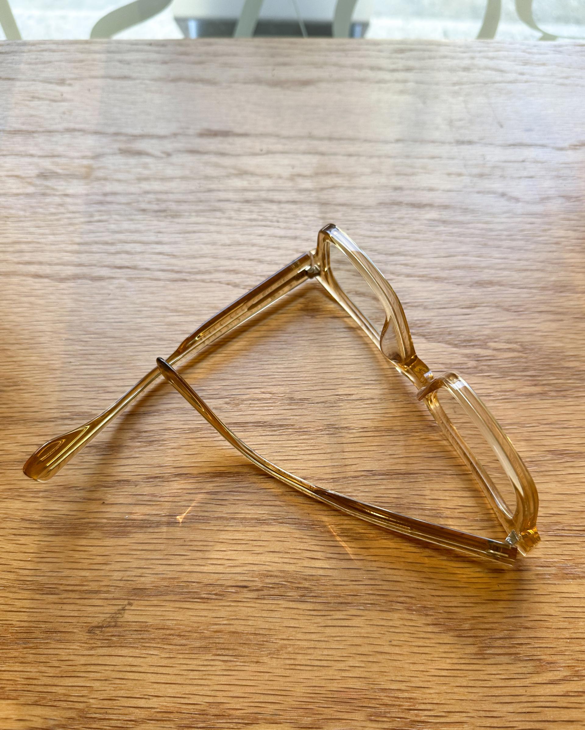 9589 Glasses