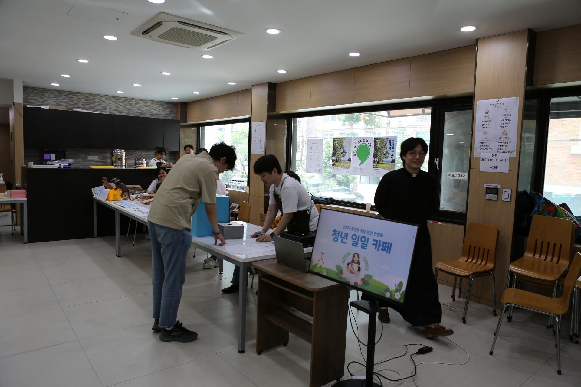 5fe0c57f71cc9.jpg