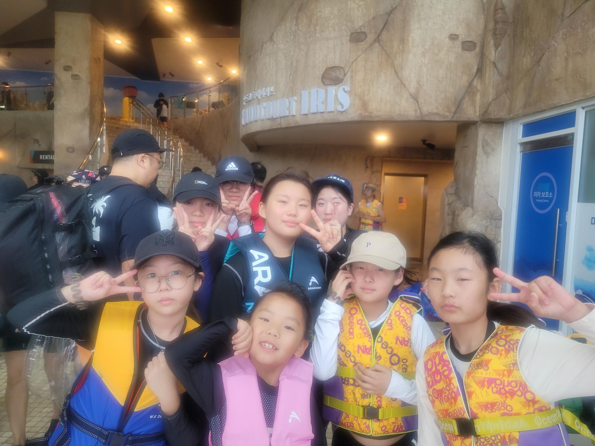 8d1efc69ecb18.jpg