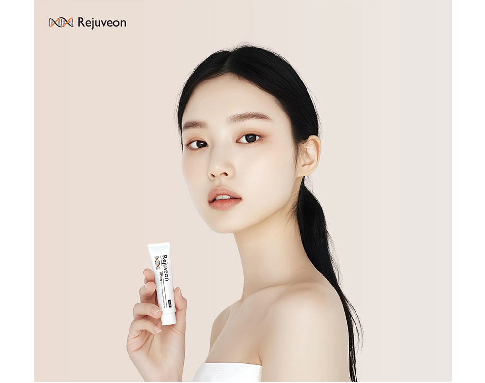 화장품 모델 착용 이미지-S1L2