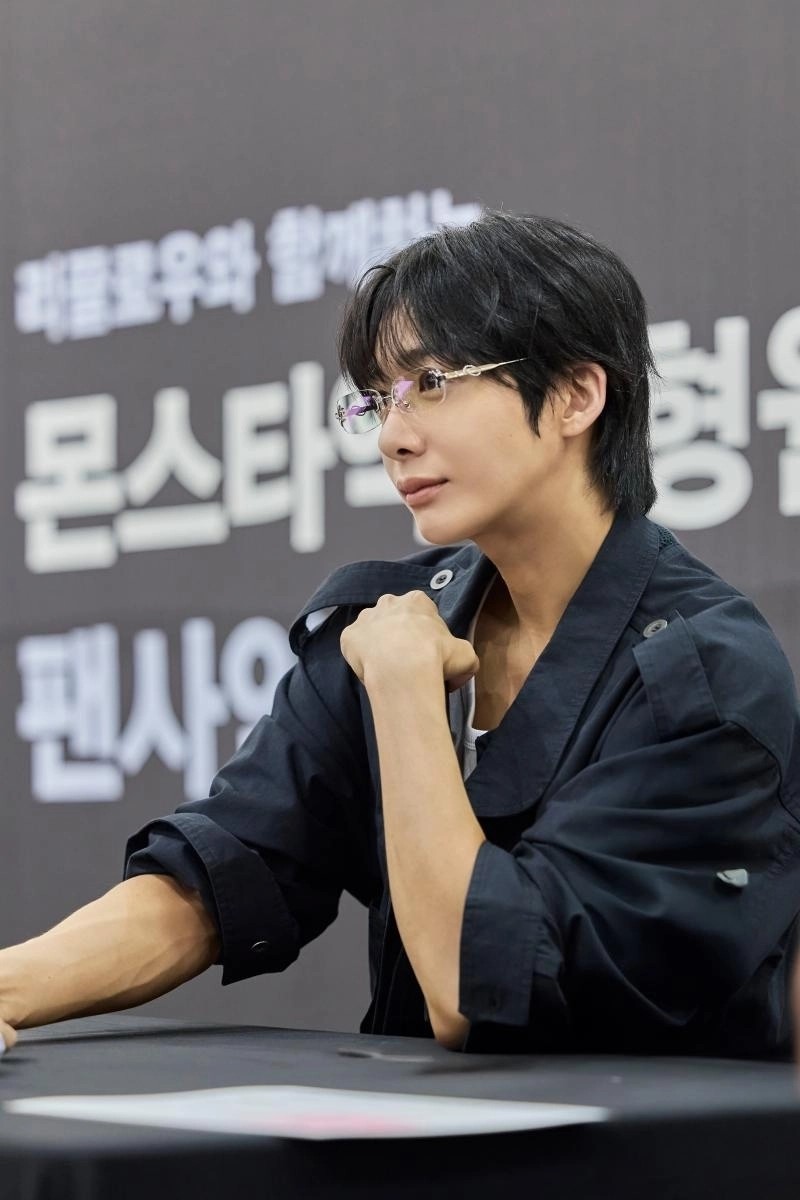 리끌로우_몬스타엑스 형원_팬사인회_성료.jpg