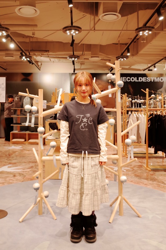 한로로_더콜디스트모먼트_부산 팝업 방문.jpg