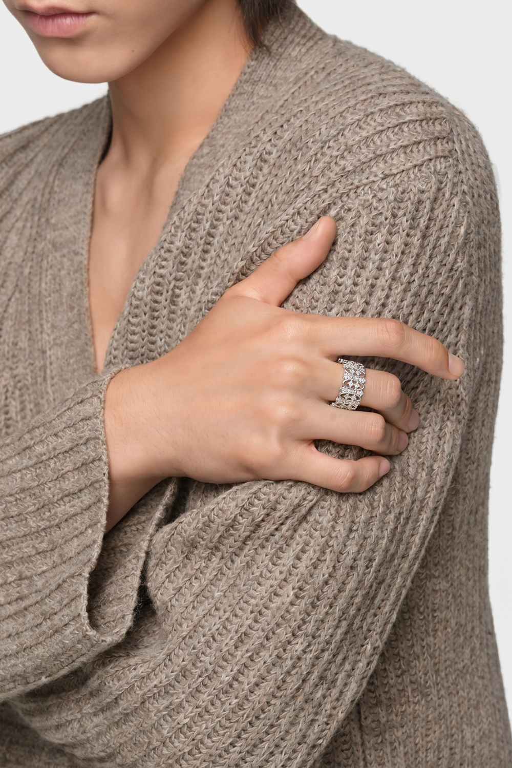 LUCENT RING
