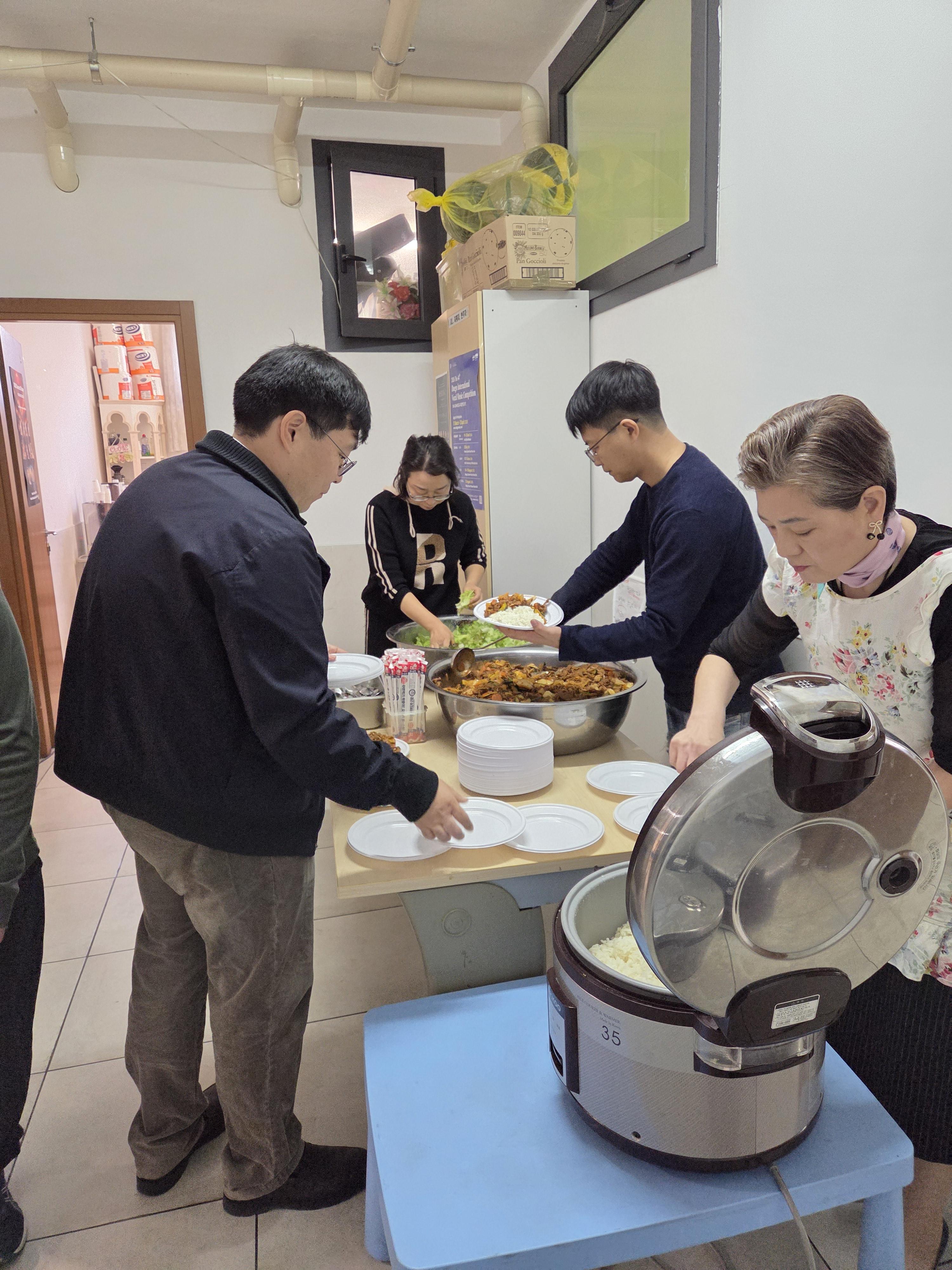 010728acb1652.jpg