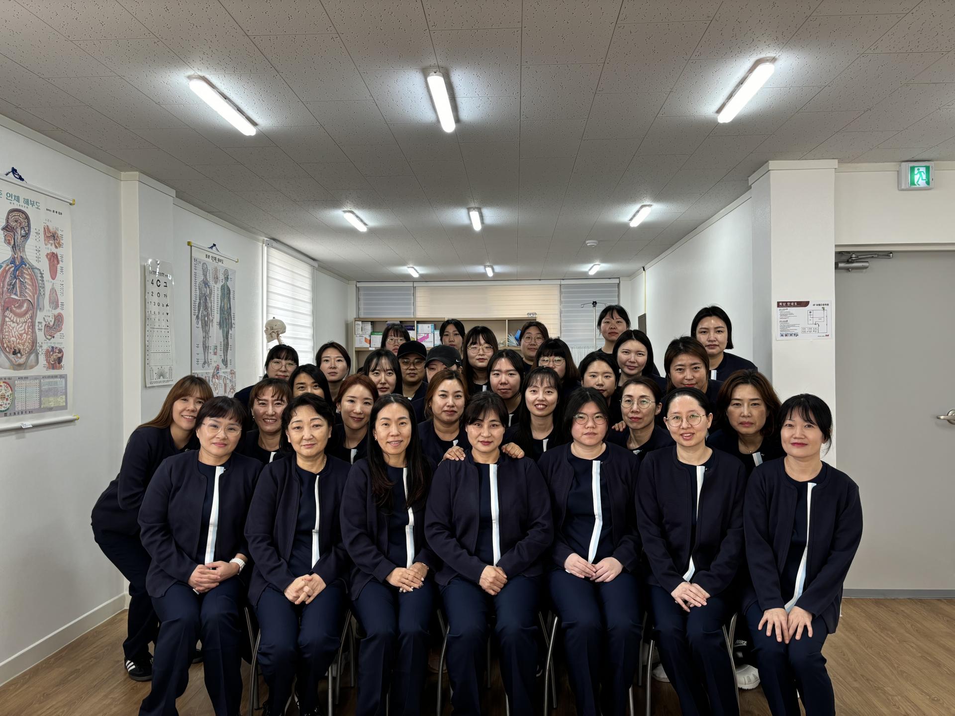 현장실습 전 단체사진.JPG