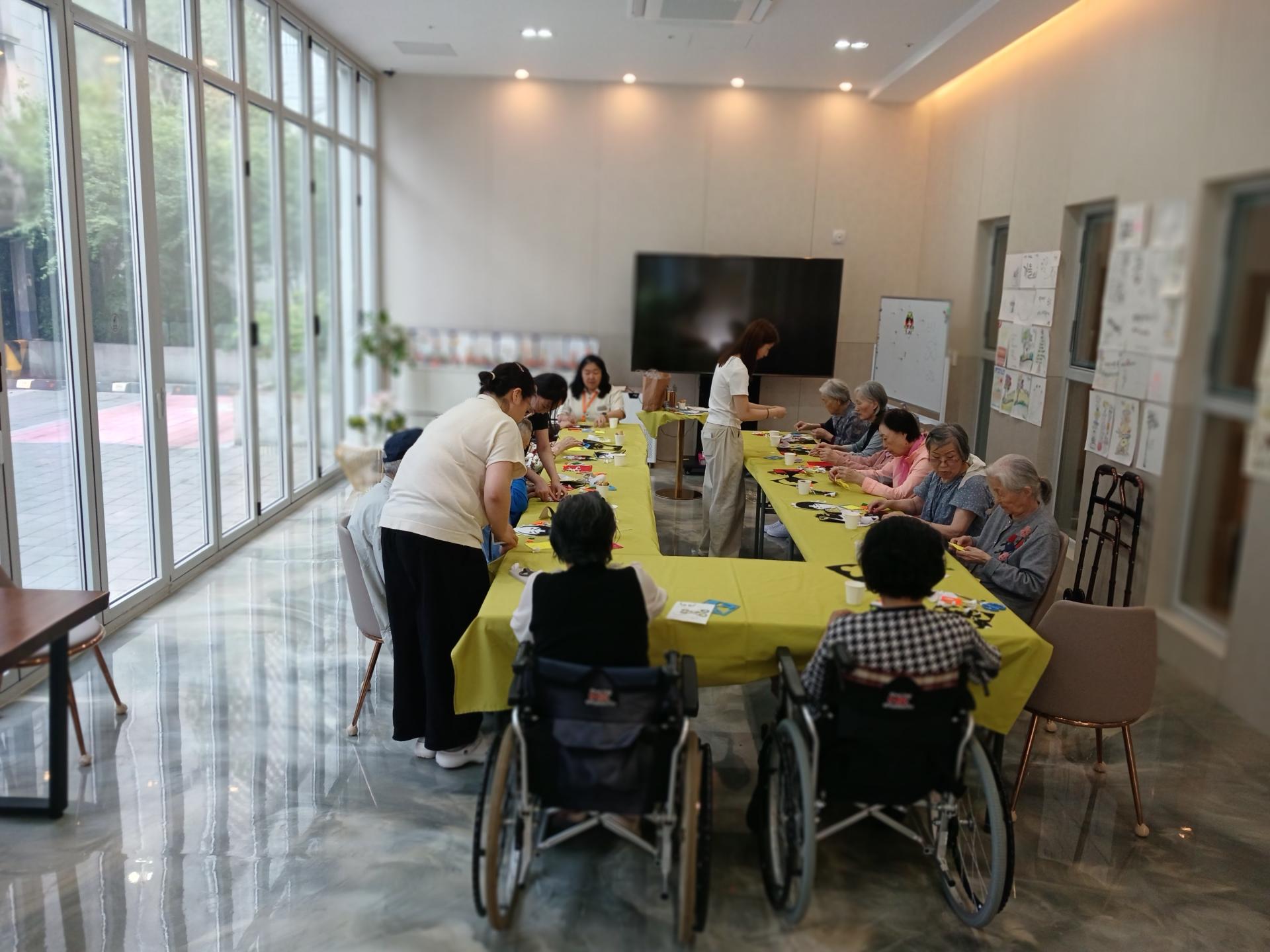 a1105cb8bbb6a.jpg