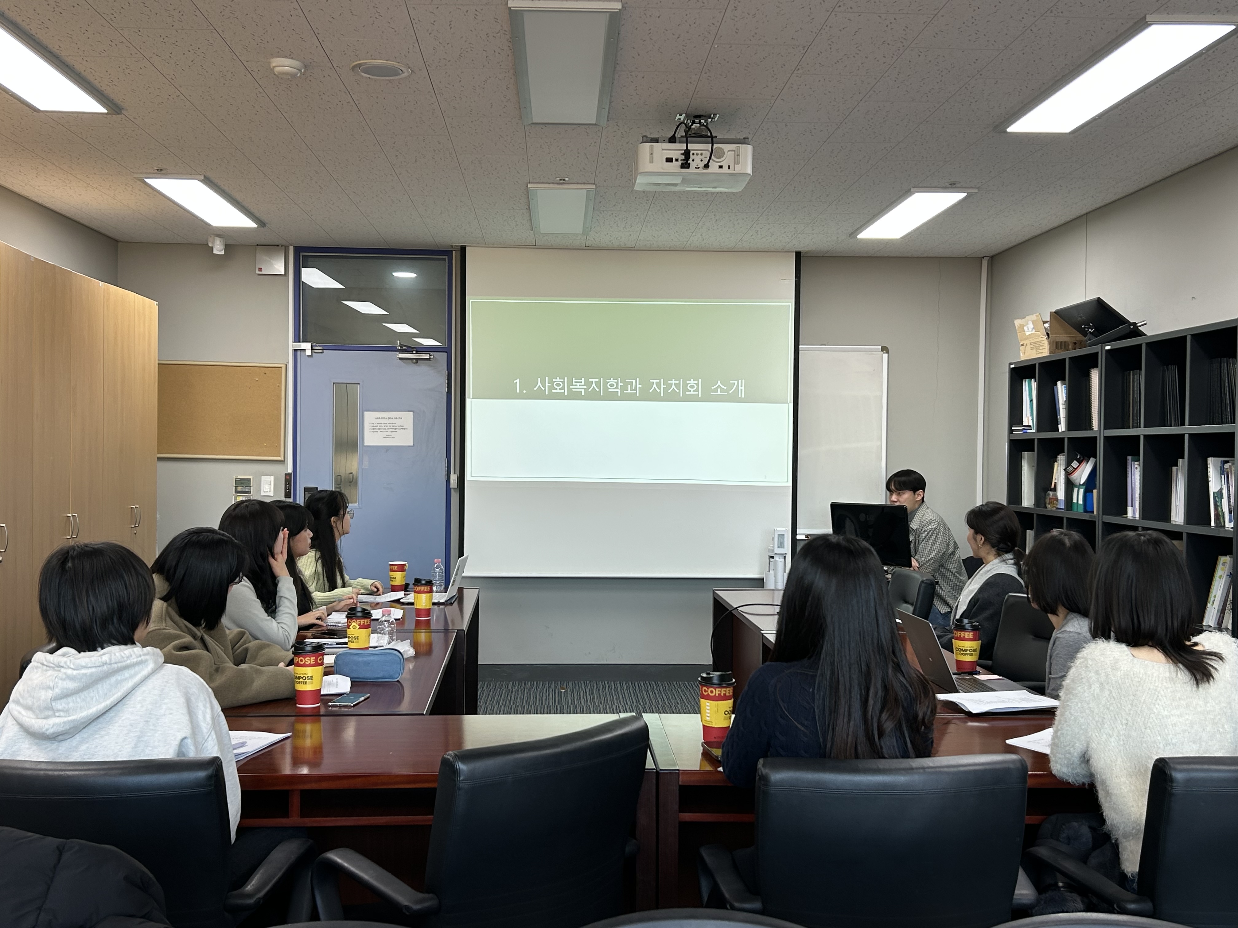 ad91e6825fcd8.jpg