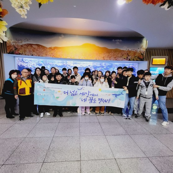 56e2accc9b34f.jpeg