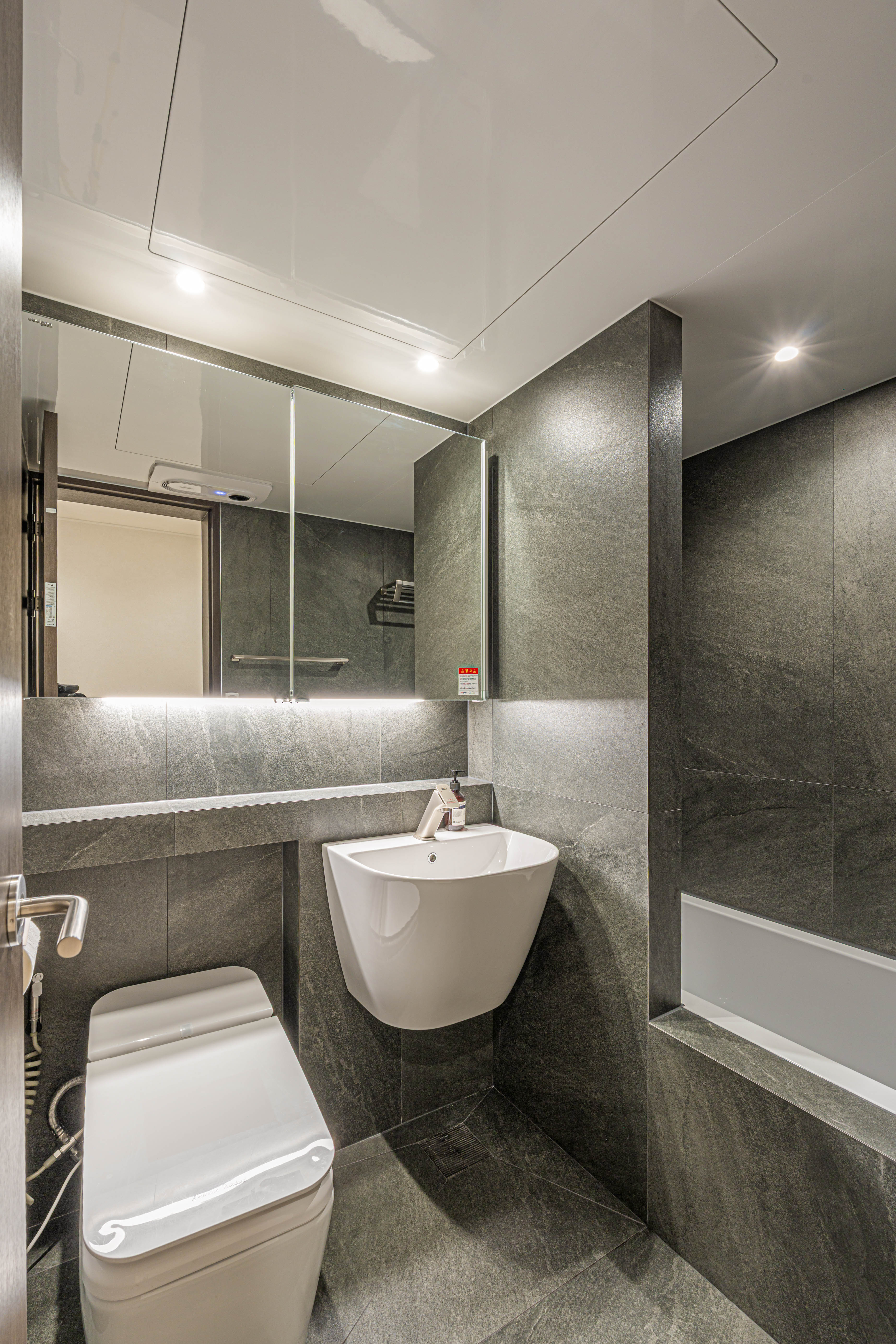 72a84a6904baf.jpg