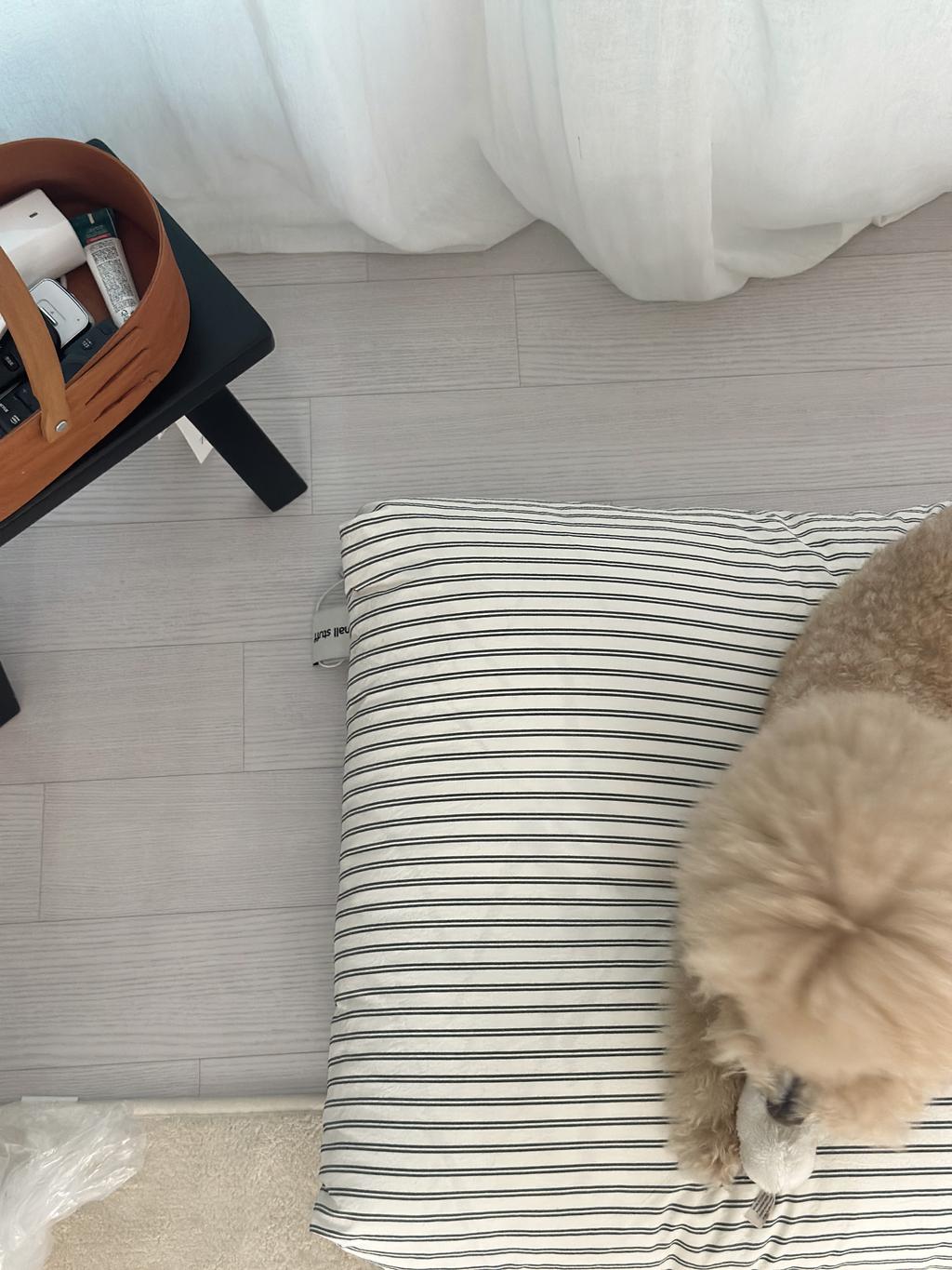 Rest bed Black double stripe : 스몰스터프 small stuff