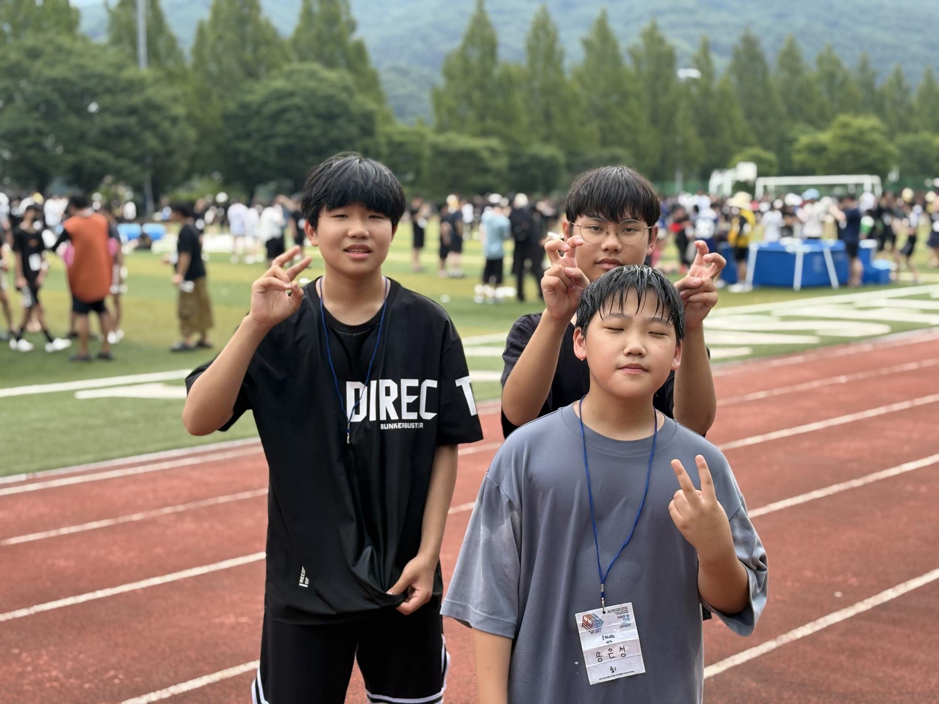 8ca3f820899fe.jpg